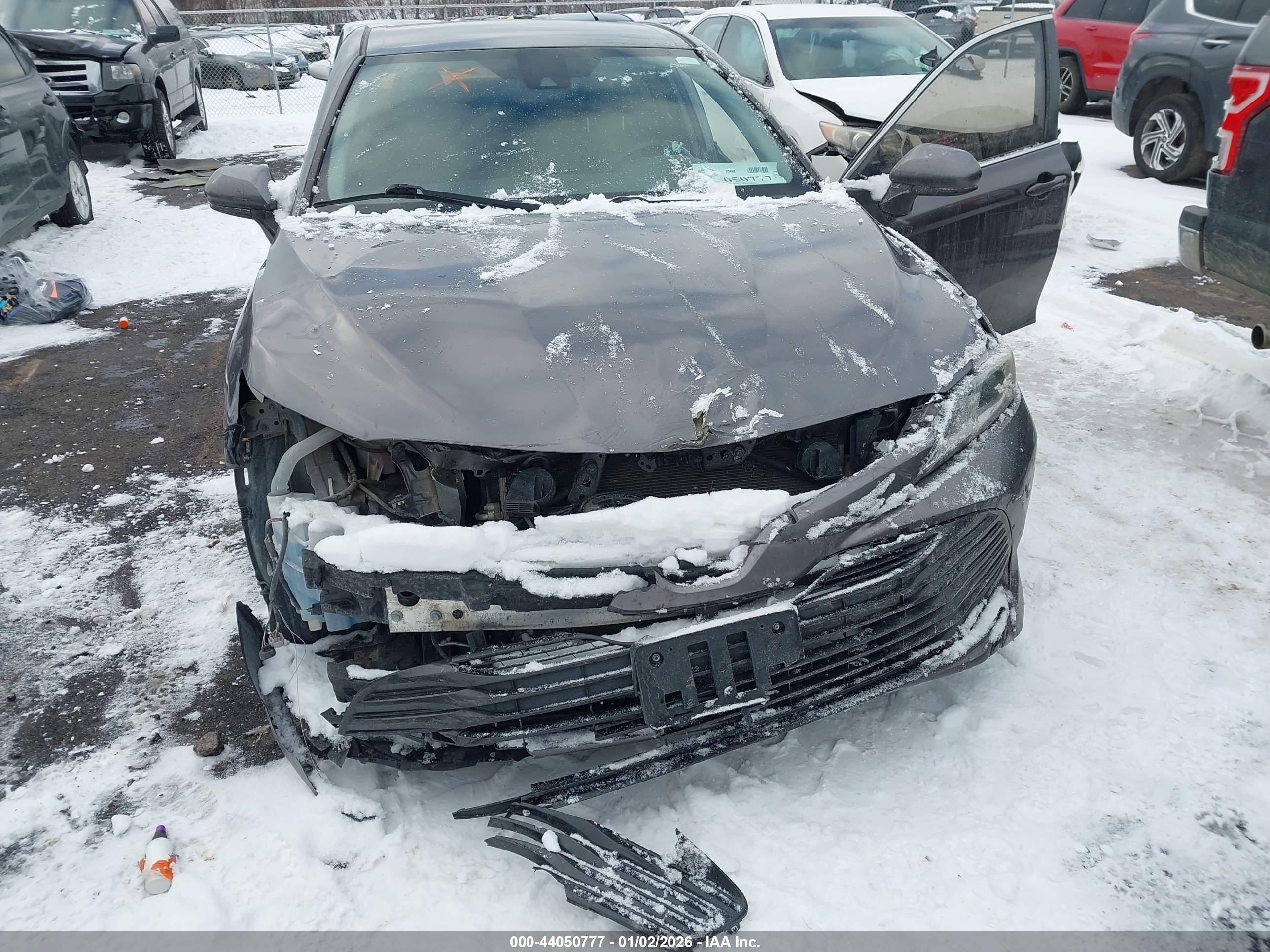 TOYOTA CAMRY image 6