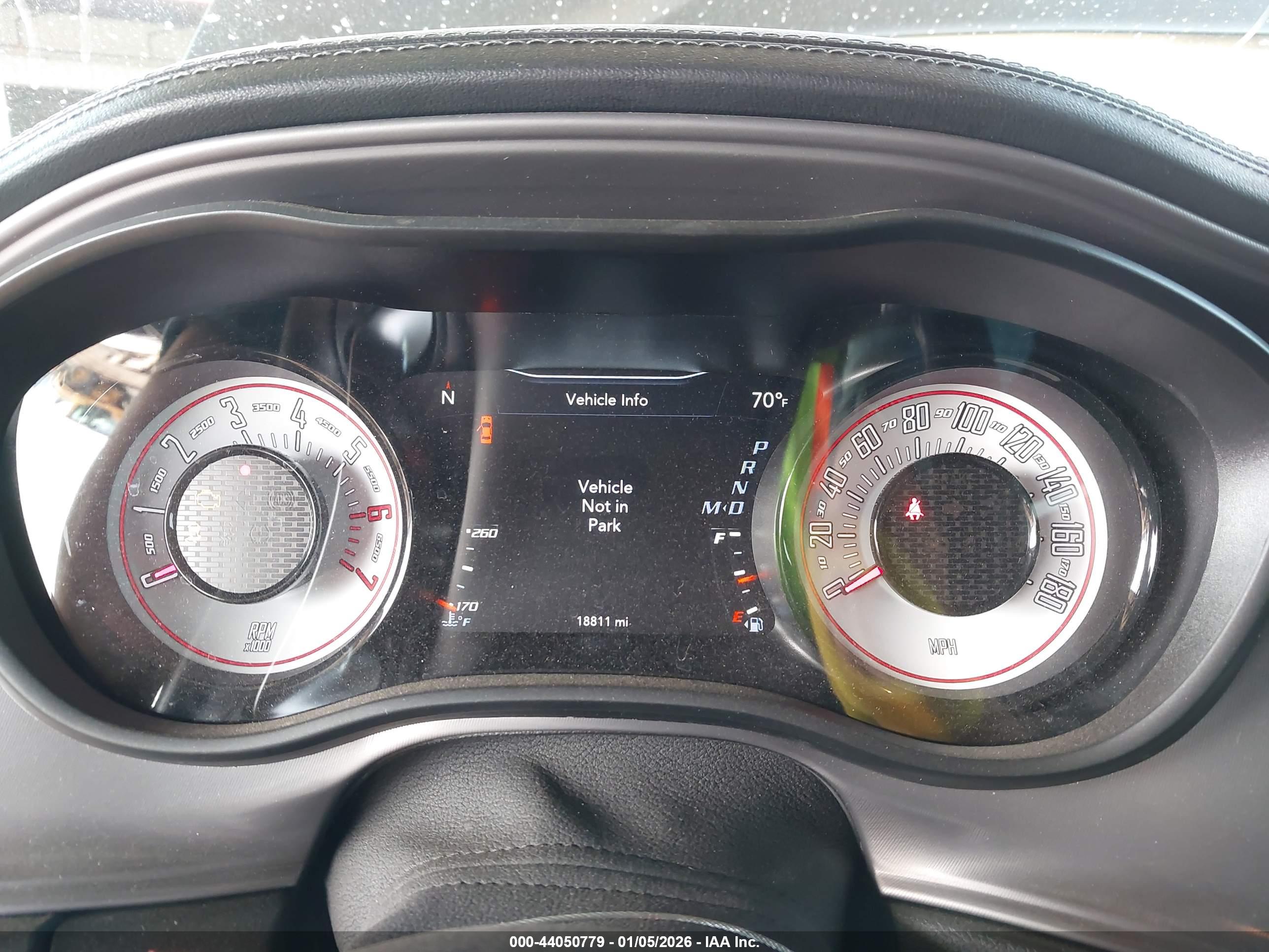 DODGE CHALLENGER image 7