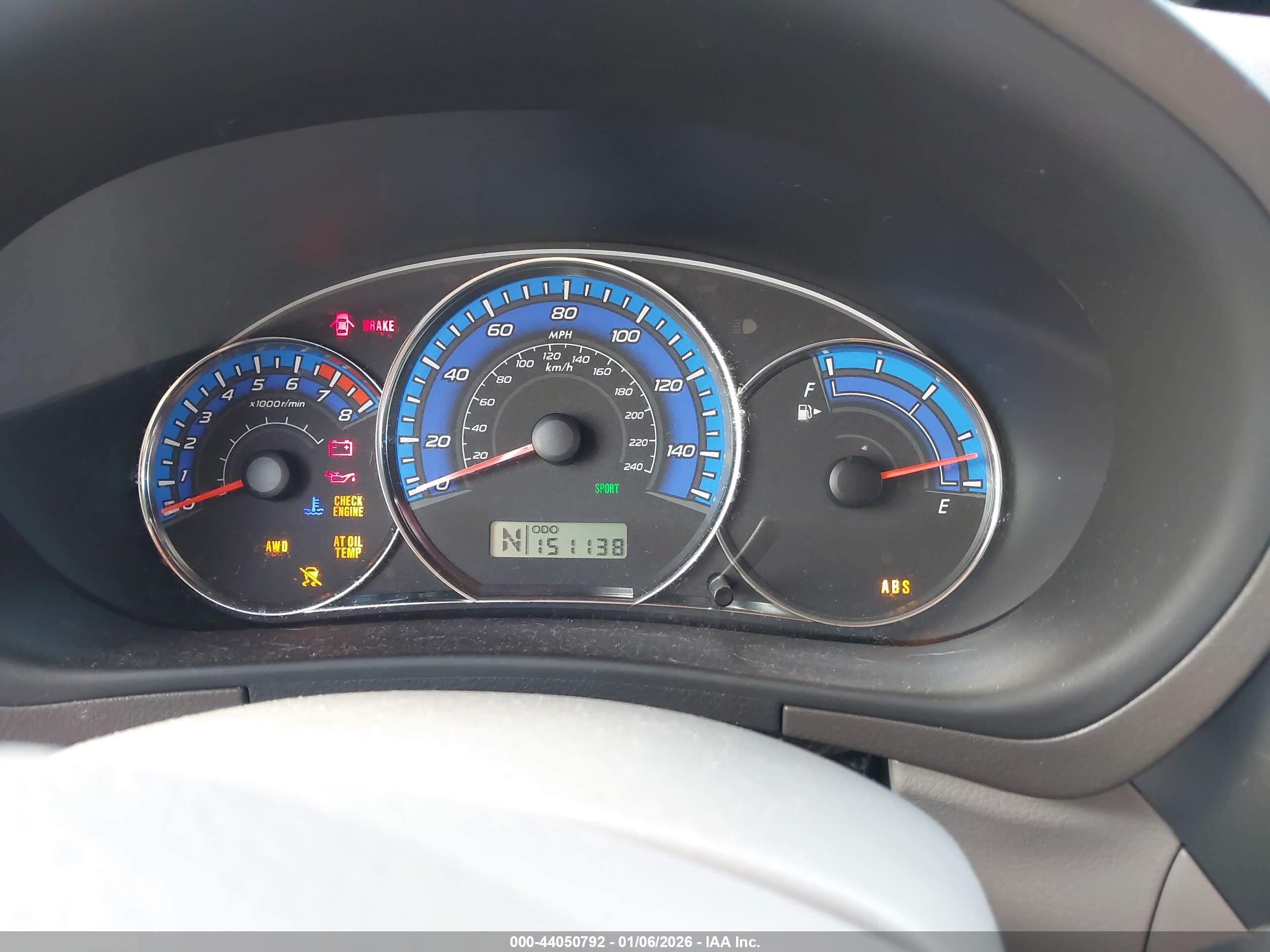 SUBARU FORESTER image 7