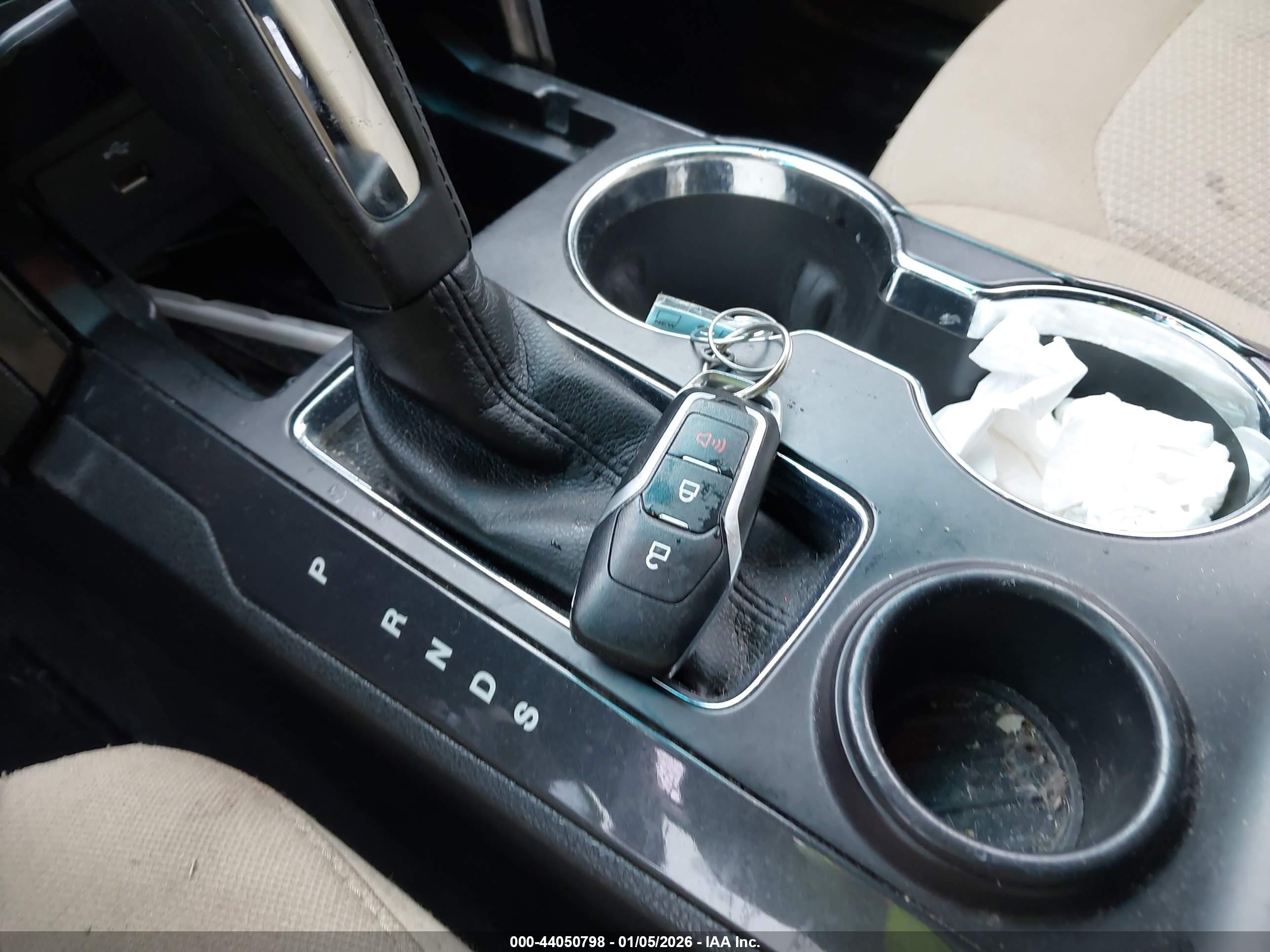 FORD EXPLORER image 11