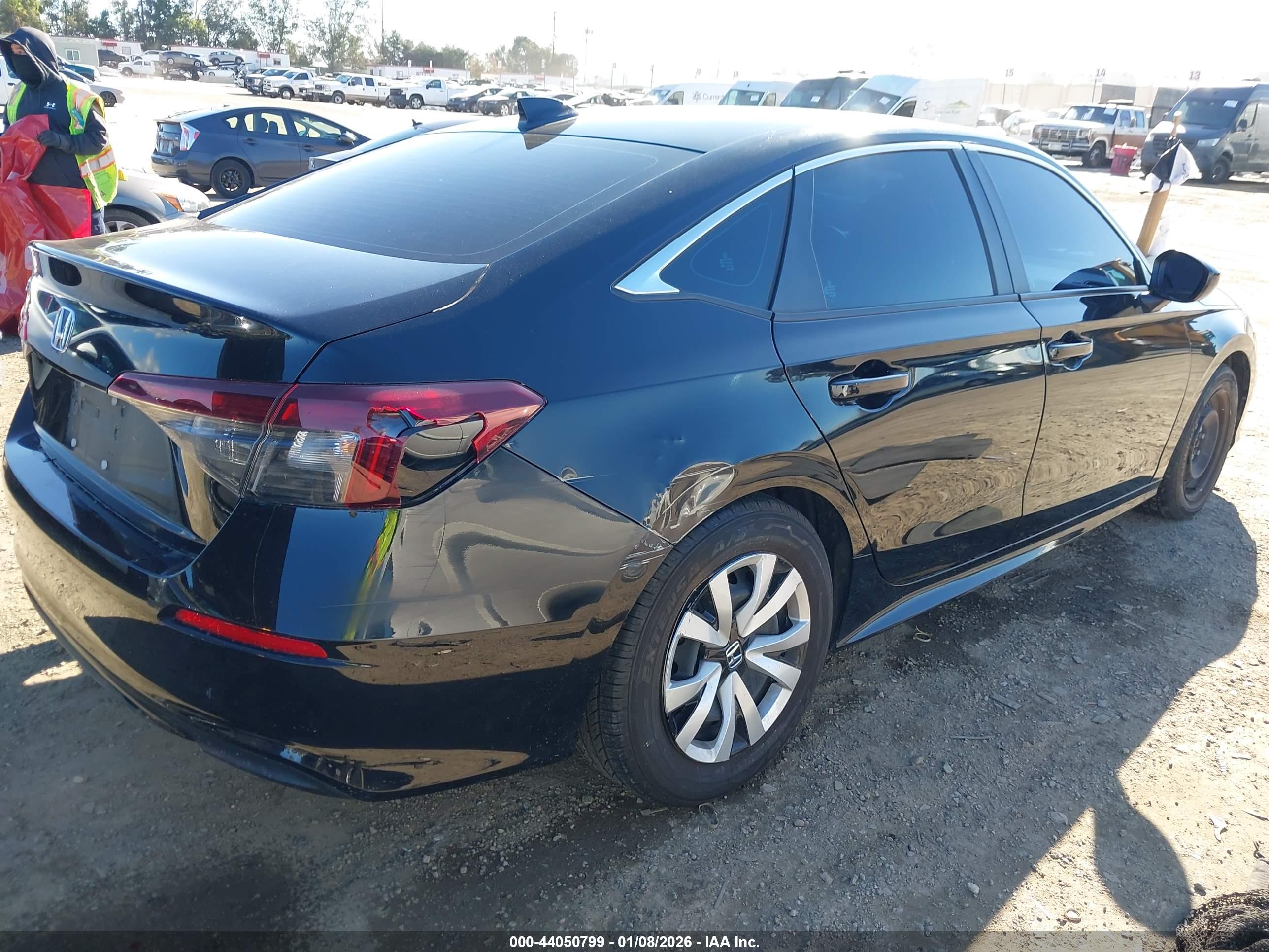 HONDA CIVIC image 4