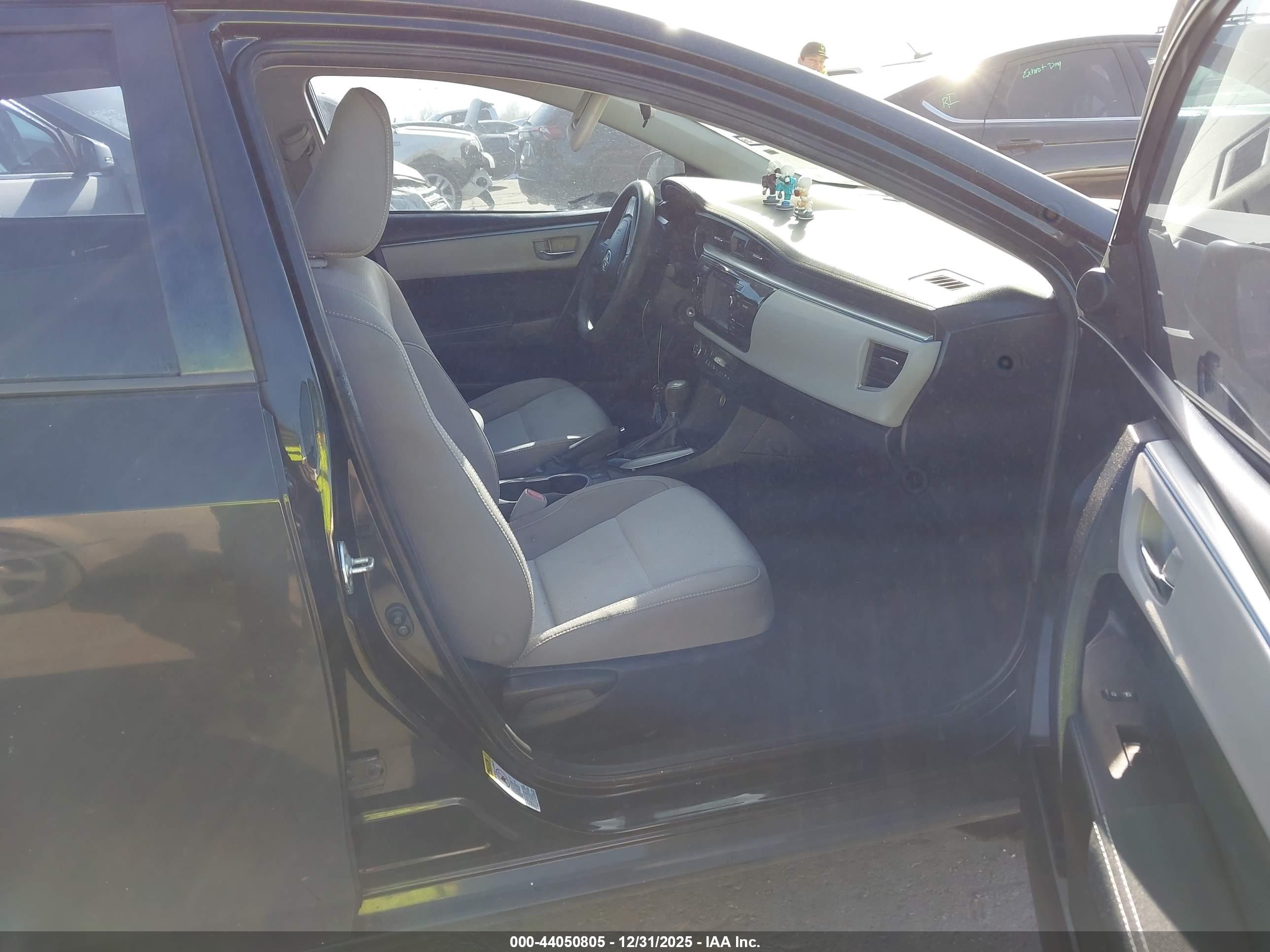 TOYOTA COROLLA image 5