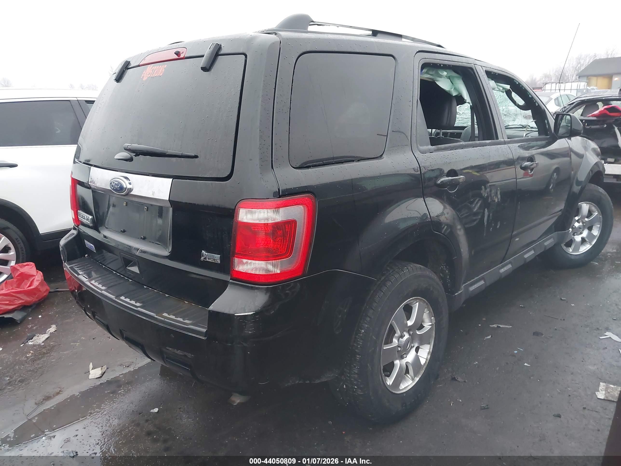 FORD ESCAPE image 4