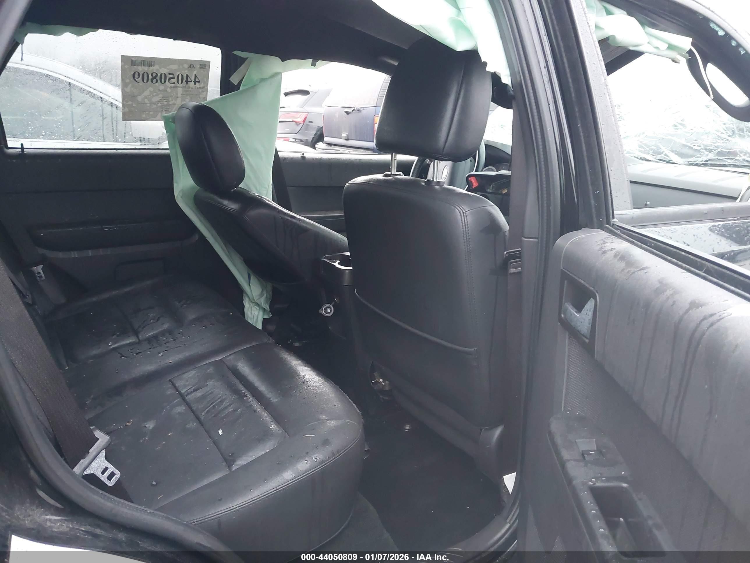 FORD ESCAPE image 8