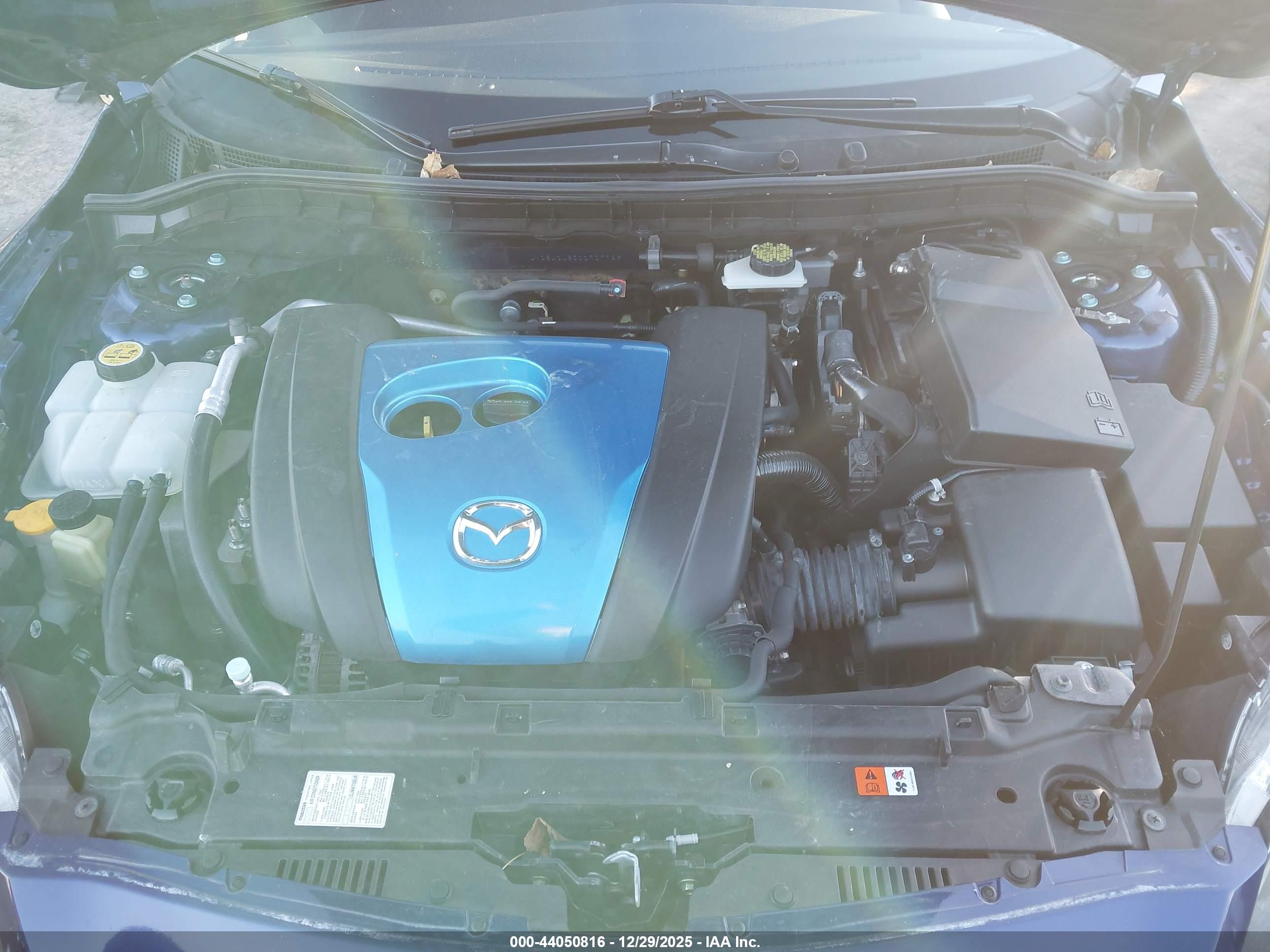 MAZDA MAZDA3 image 10