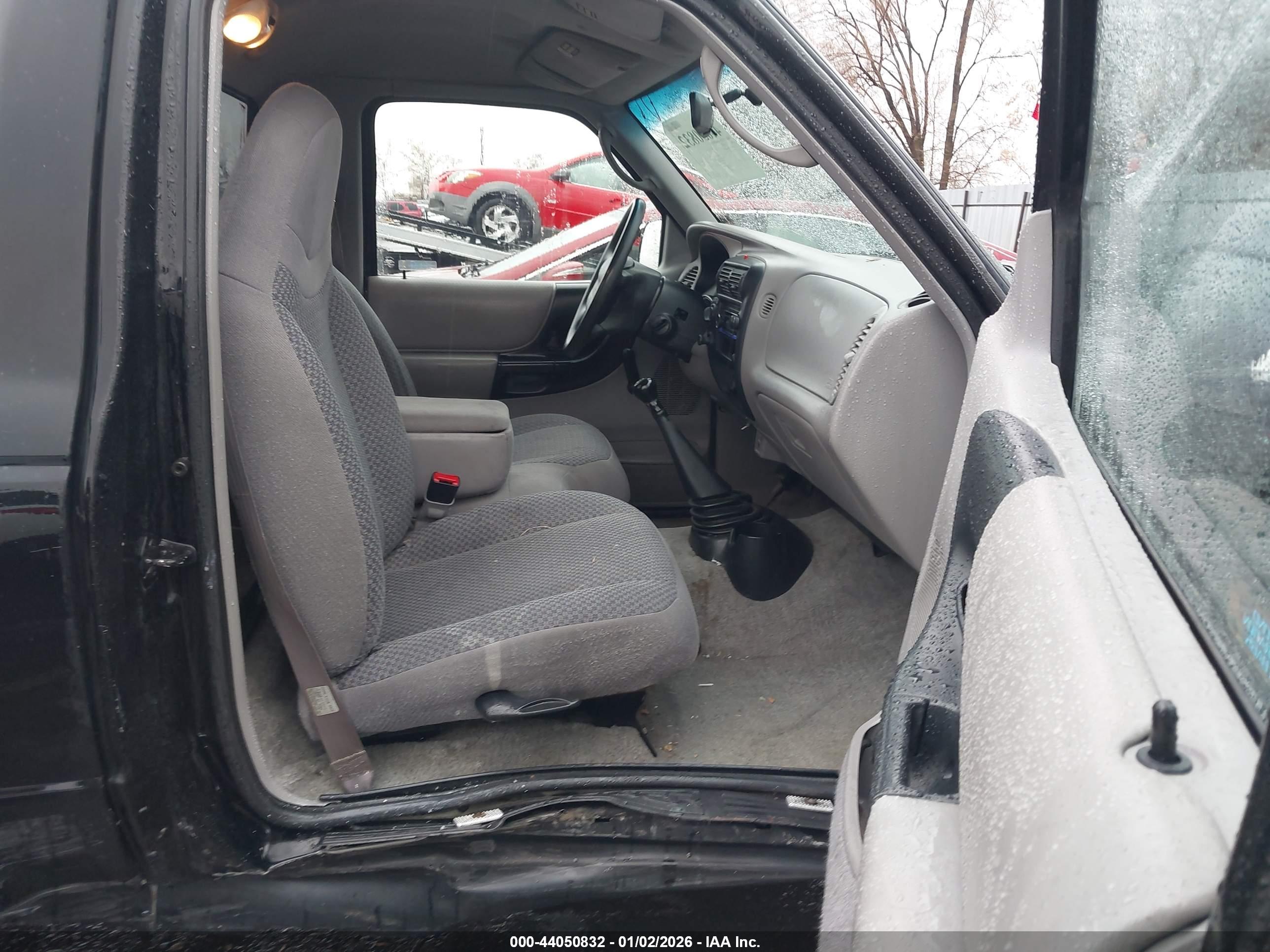FORD RANGER image 5