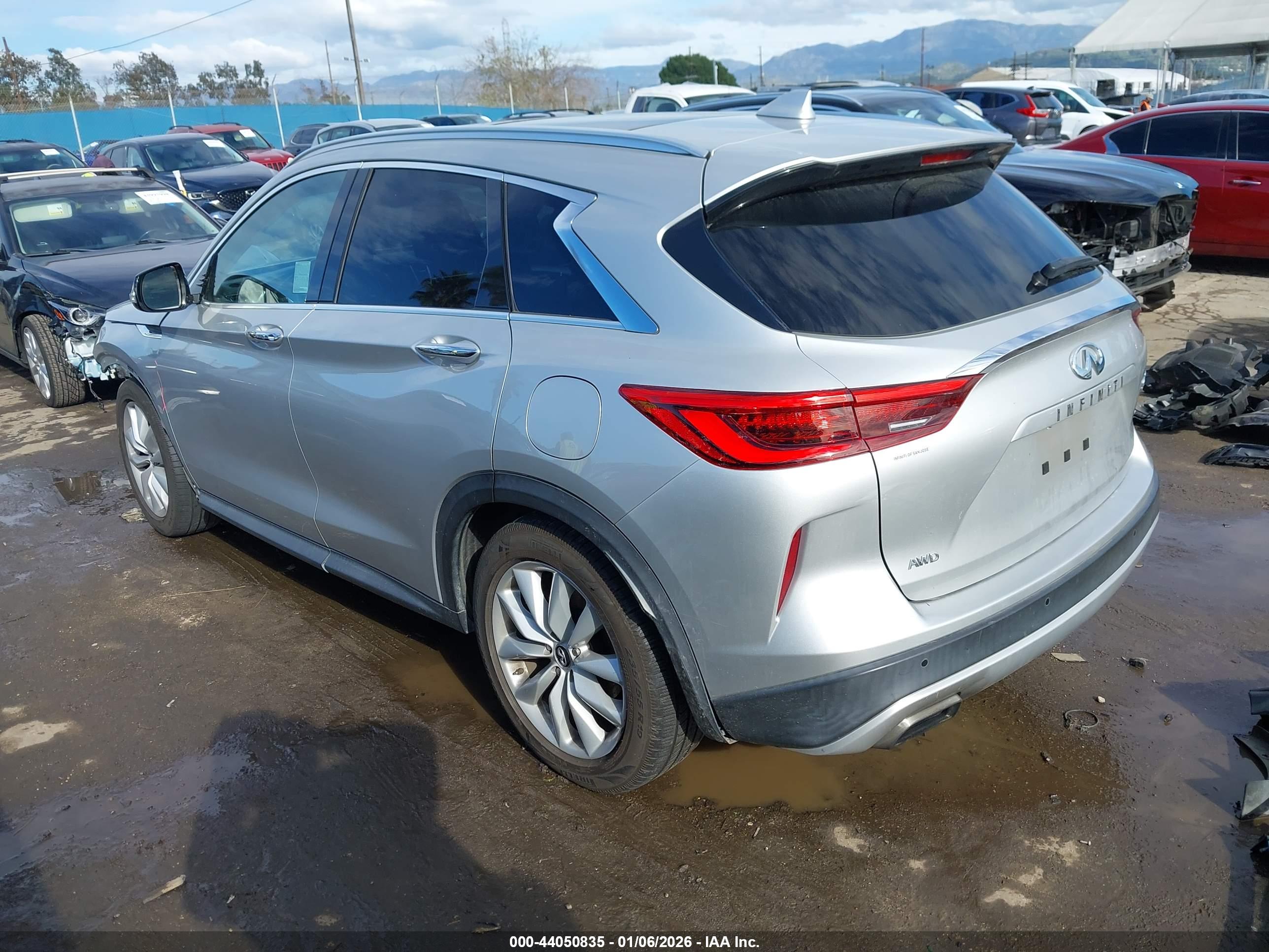 INFINITI QX50 image 3