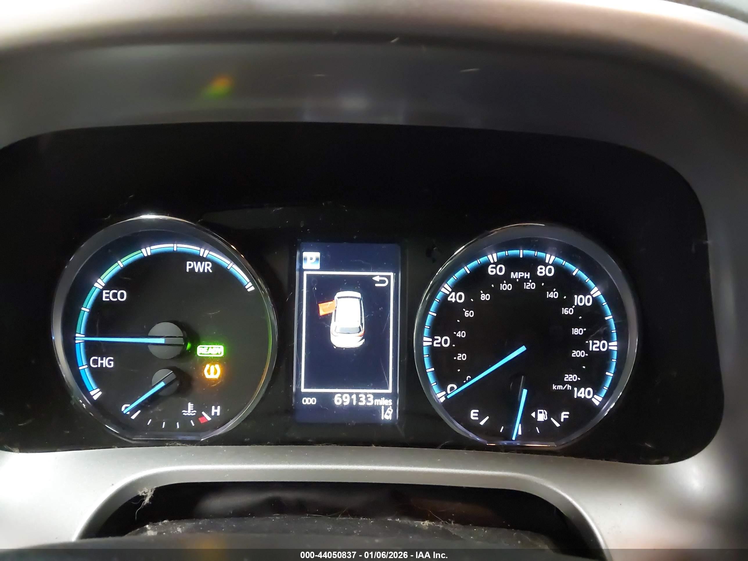 TOYOTA RAV4 image 7