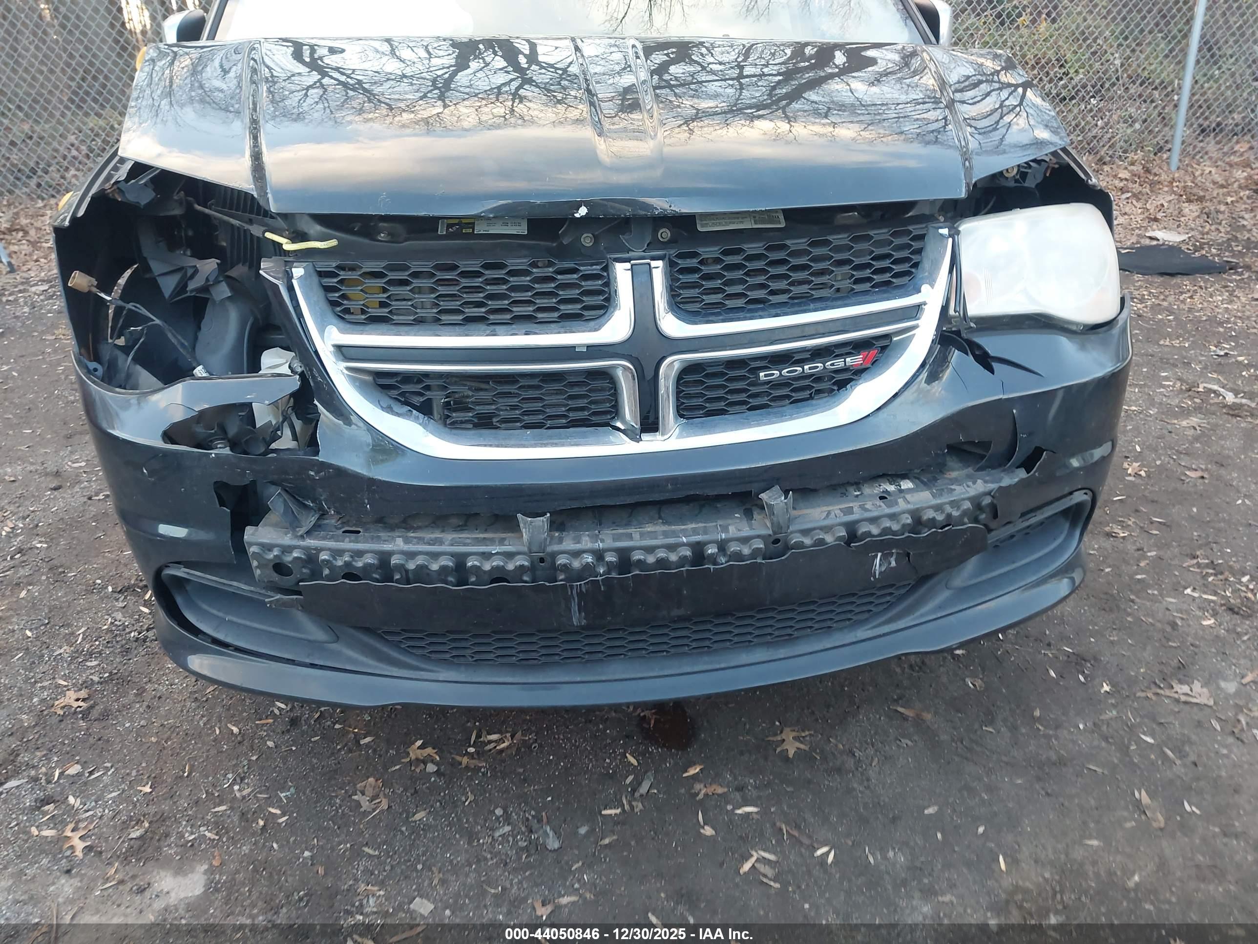 DODGE GRAND image 6