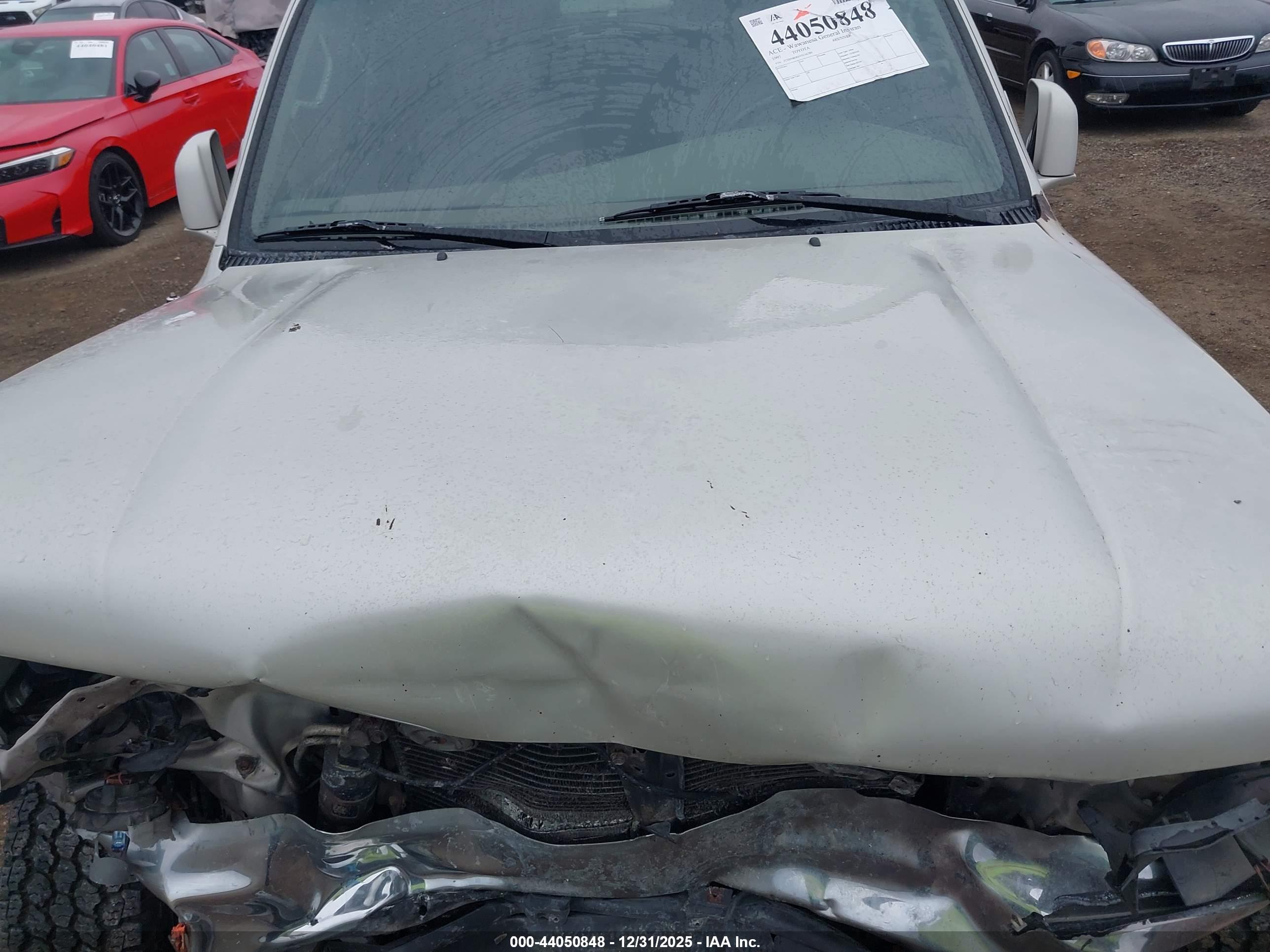TOYOTA 4RUNNER image 10