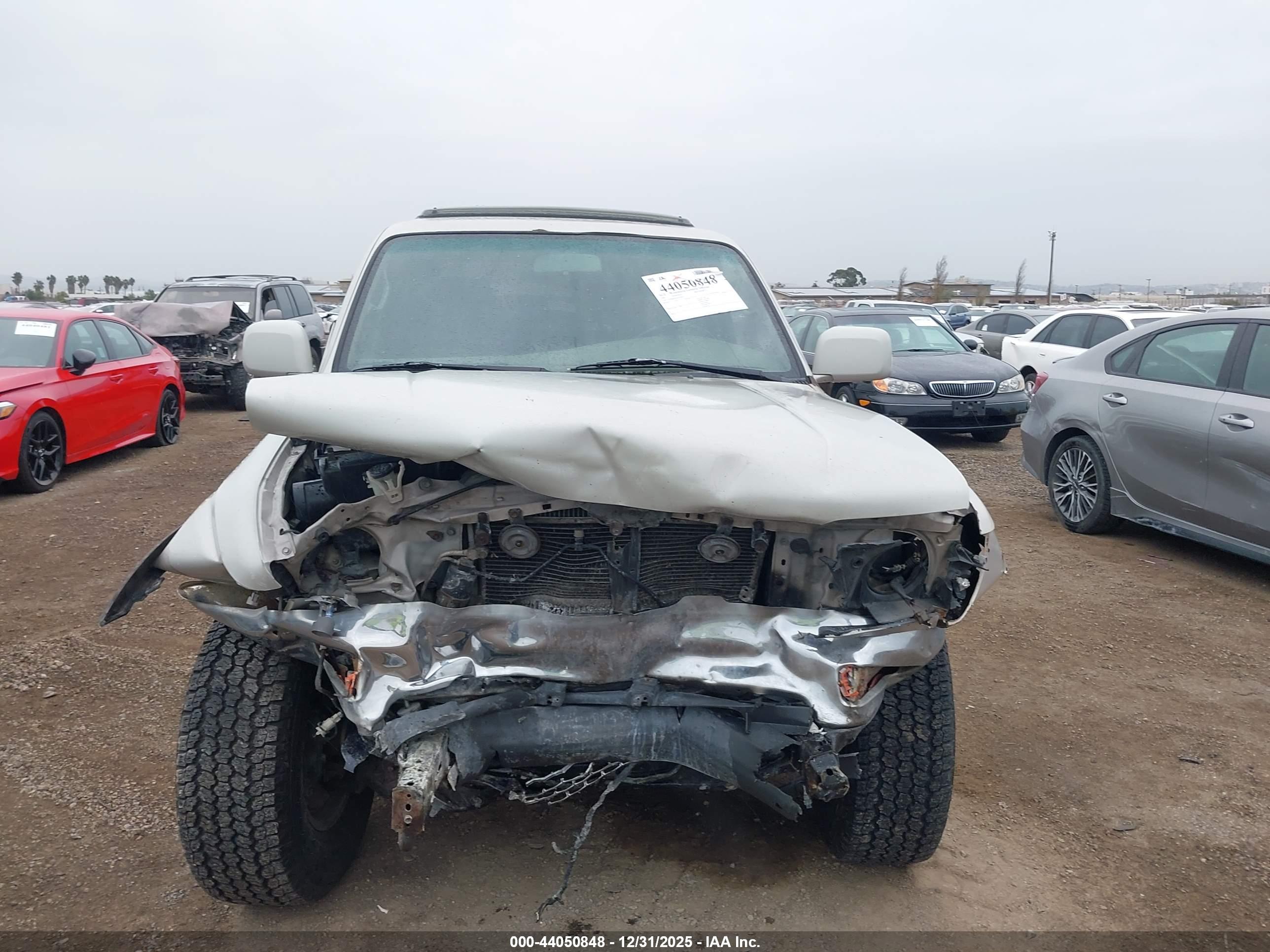 TOYOTA 4RUNNER image 6