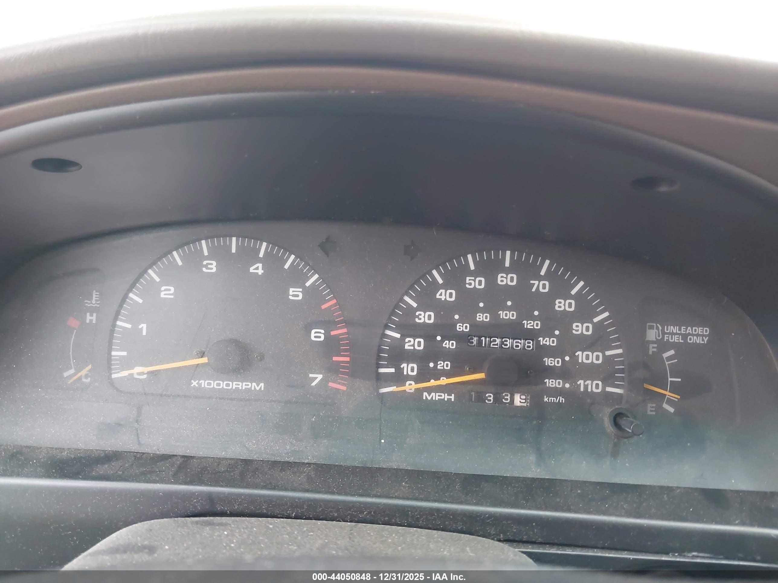 TOYOTA 4RUNNER image 7