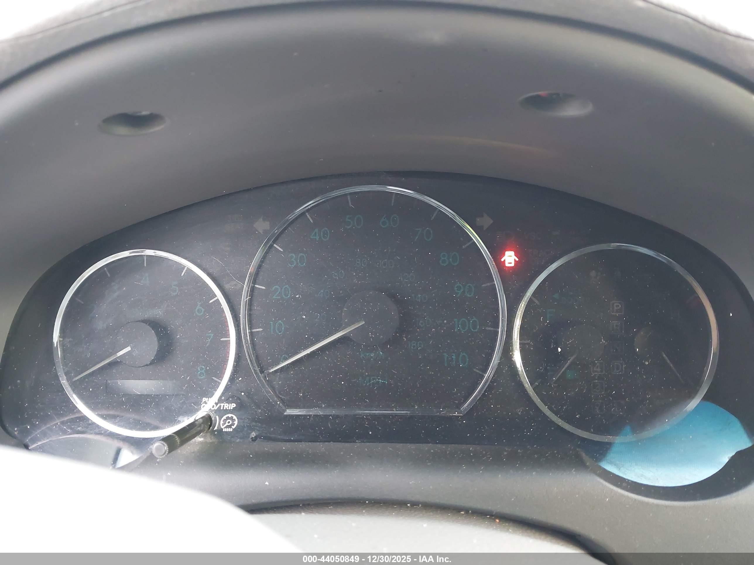 TOYOTA SIENNA image 7