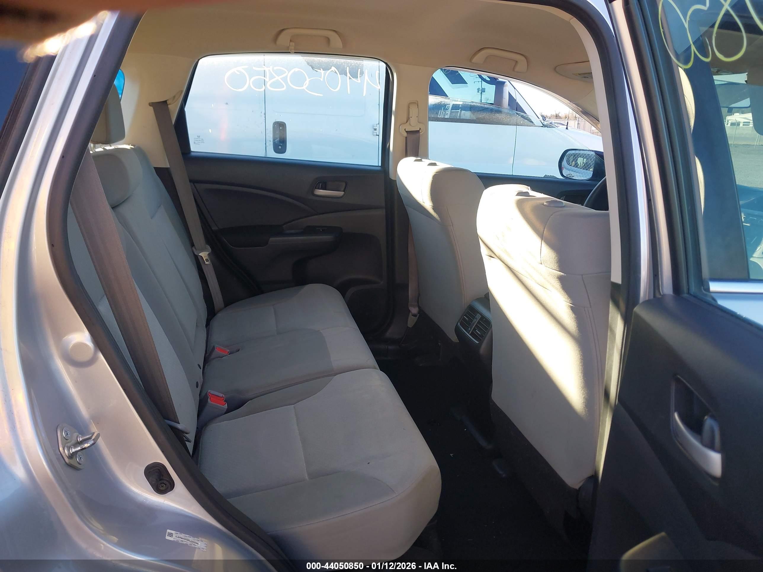 HONDA CR-V image 8
