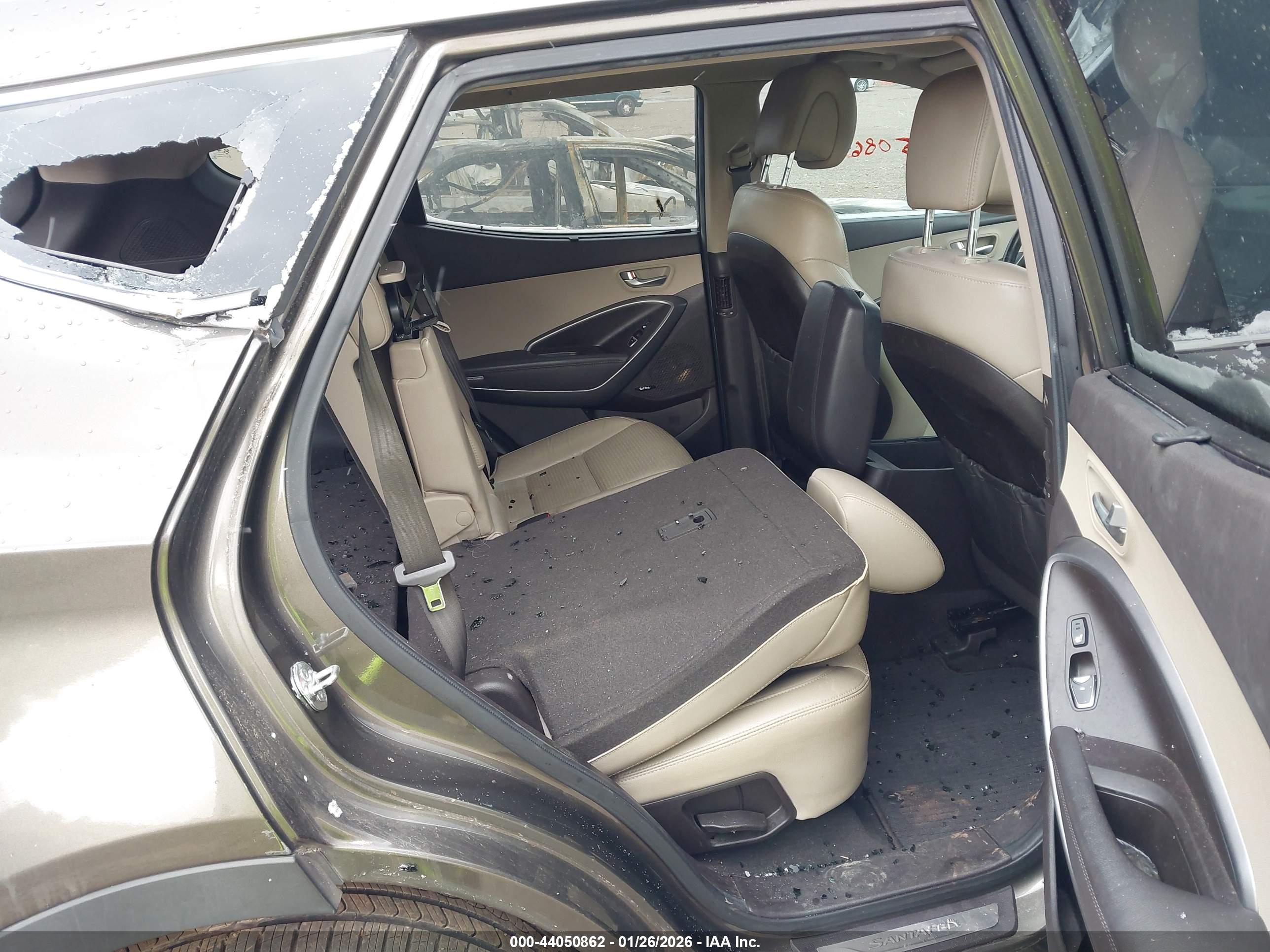 HYUNDAI SANTA image 8