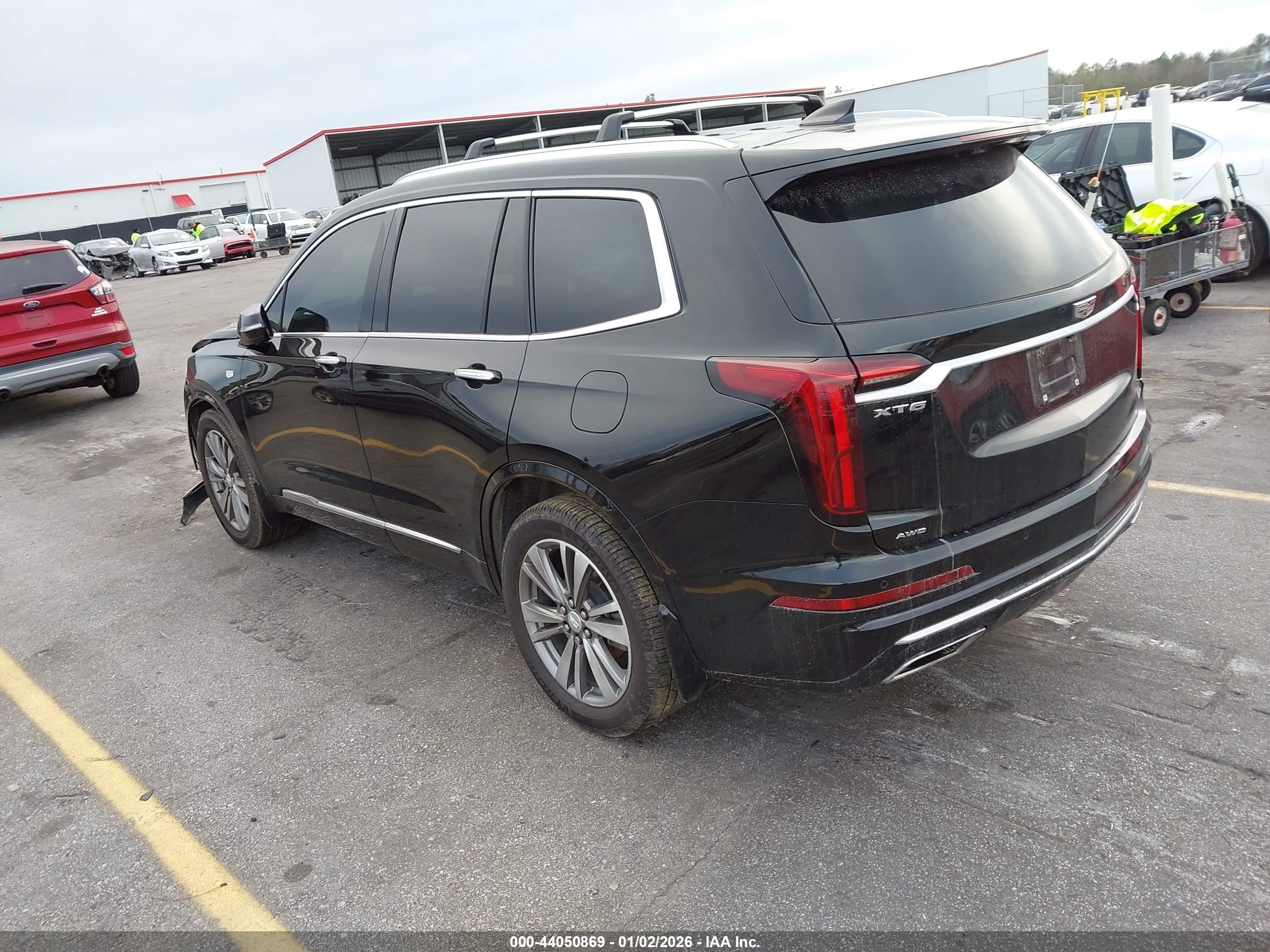 CADILLAC XT6 image 3