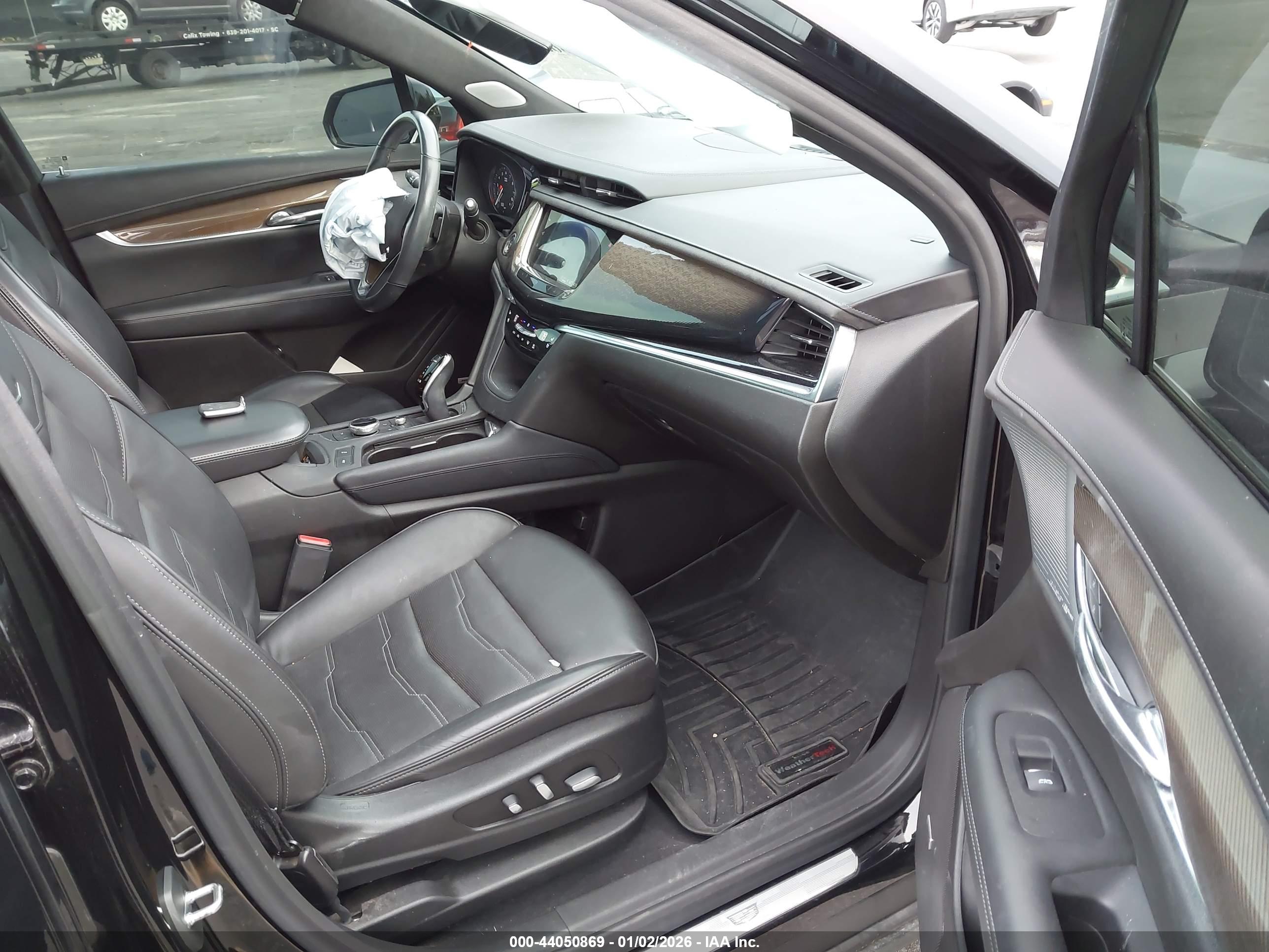 CADILLAC XT6 image 5