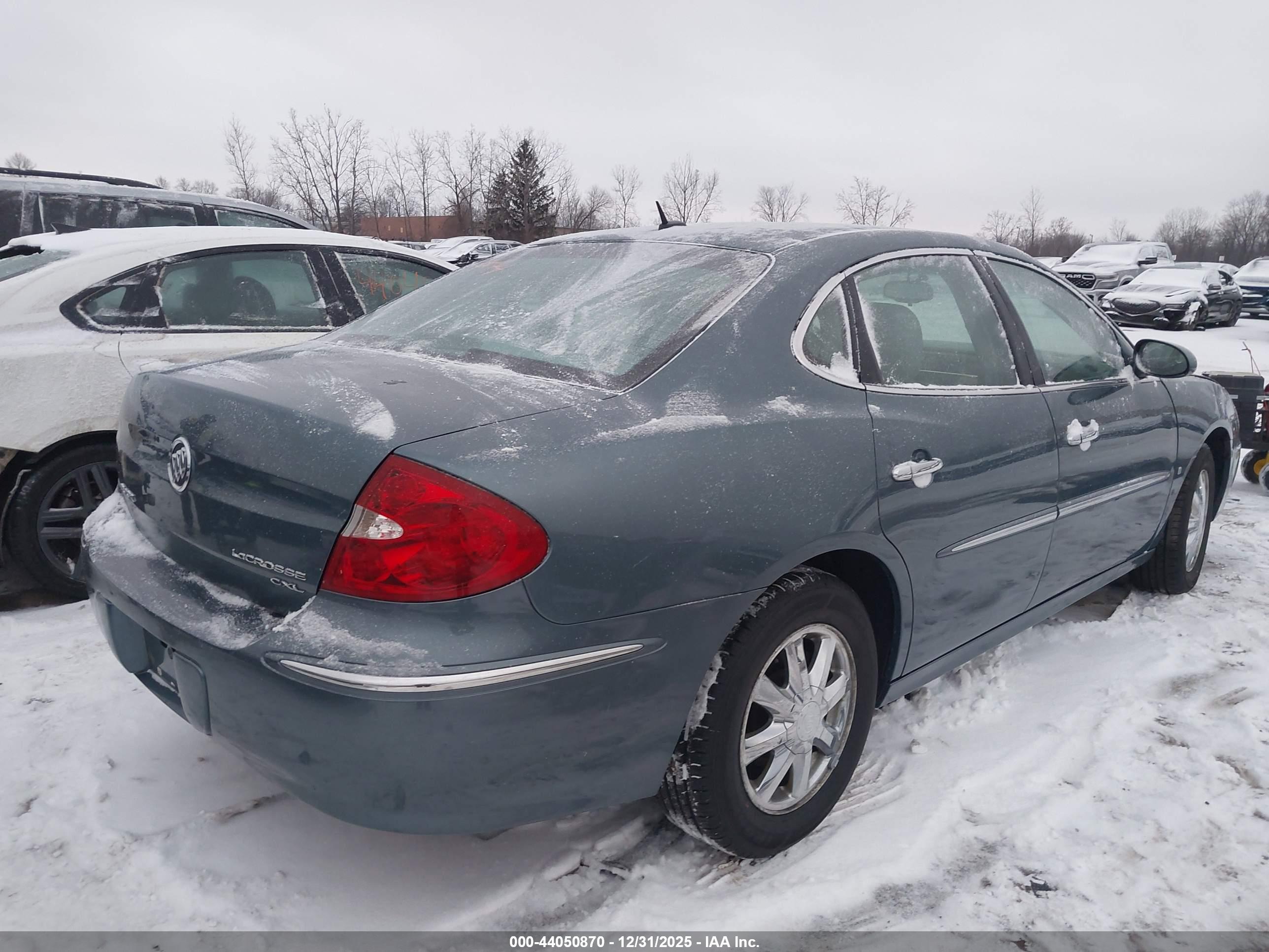 BUICK LACROSSE image 4