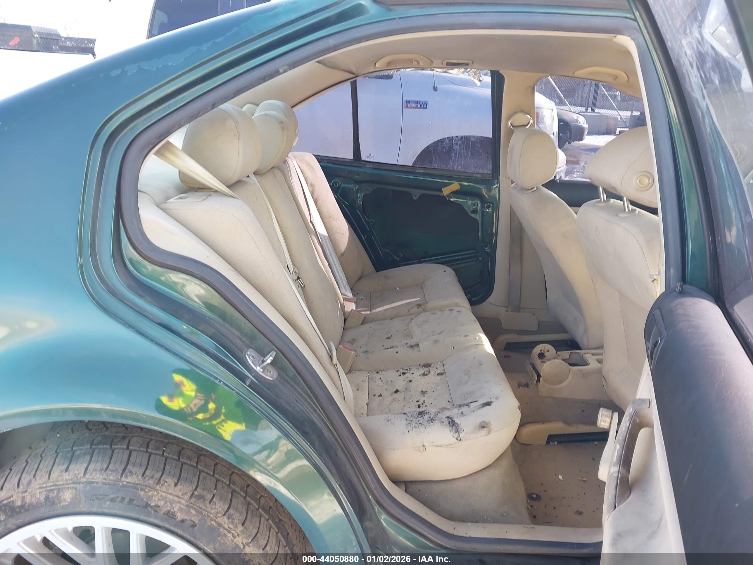 VOLKSWAGEN JETTA image 8