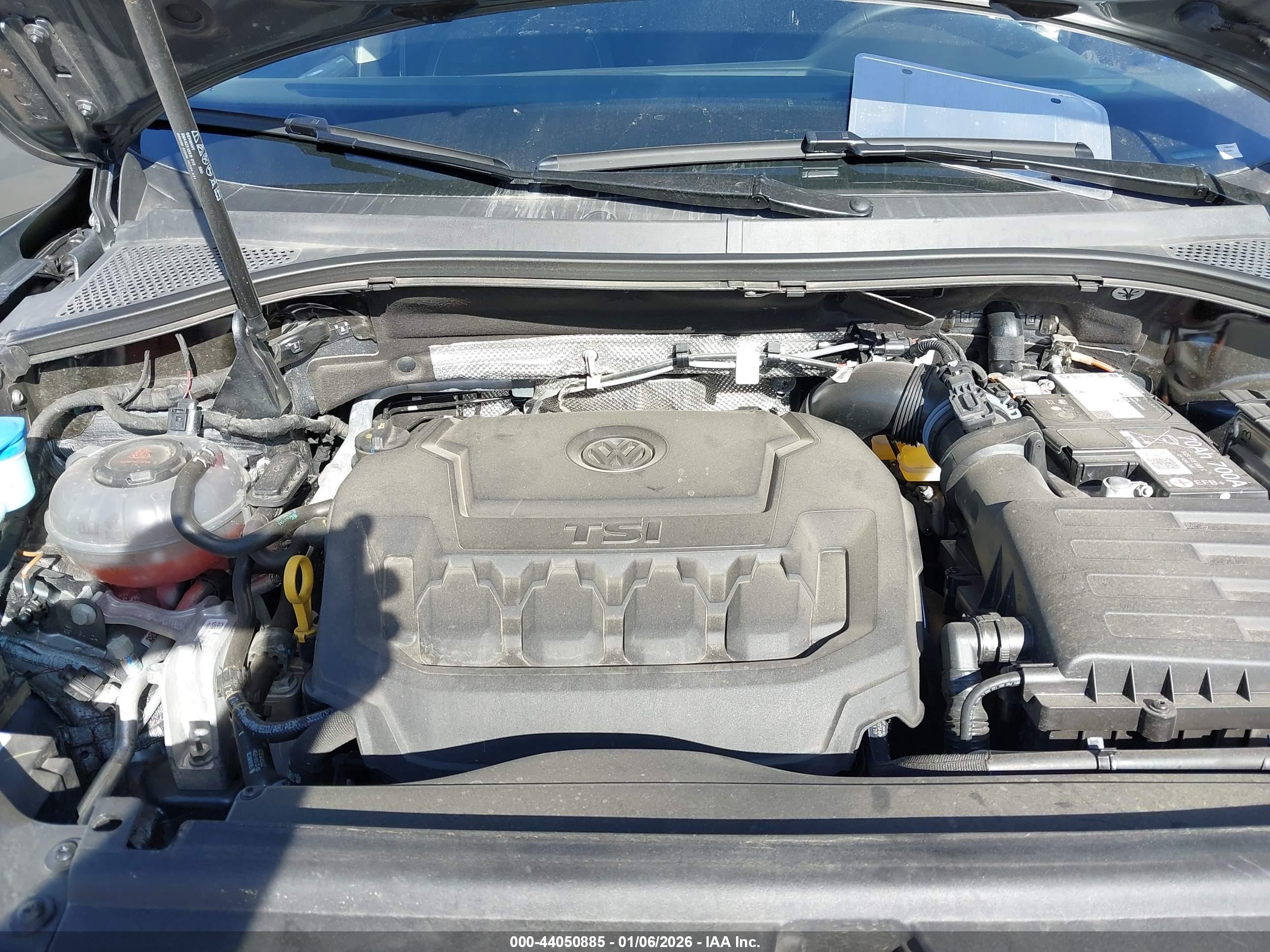 VOLKSWAGEN TIGUAN image 10