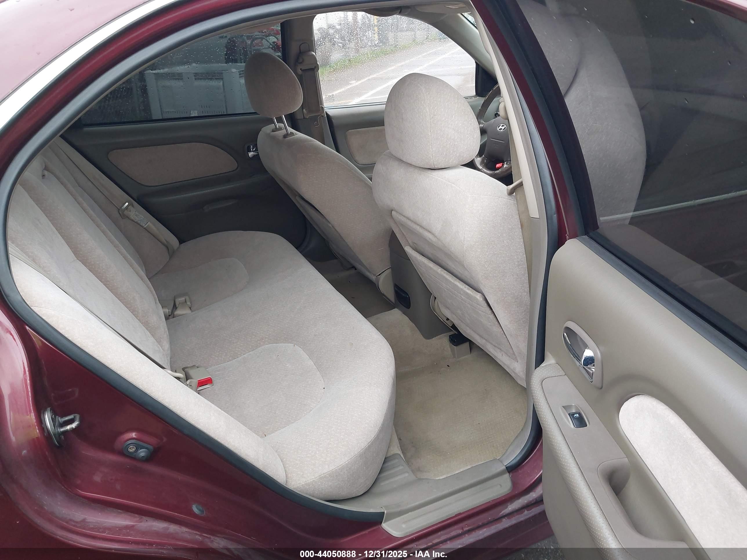 HYUNDAI SONATA image 8