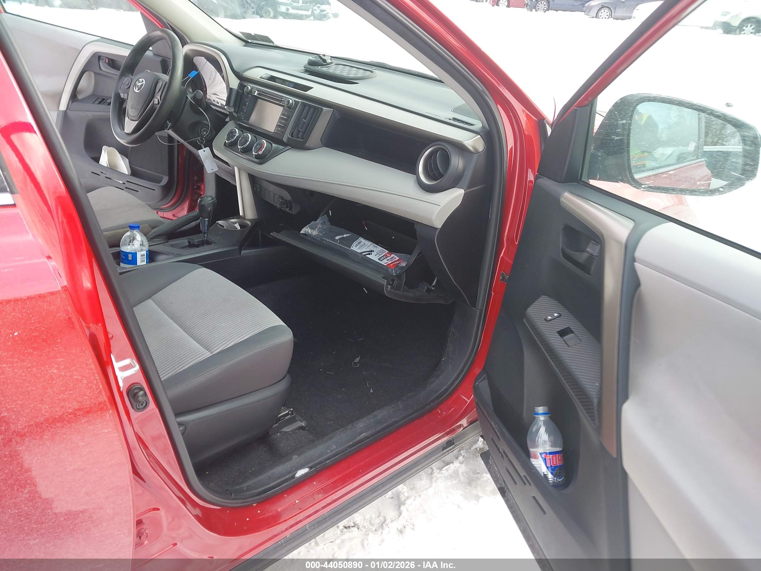 TOYOTA RAV4 image 5