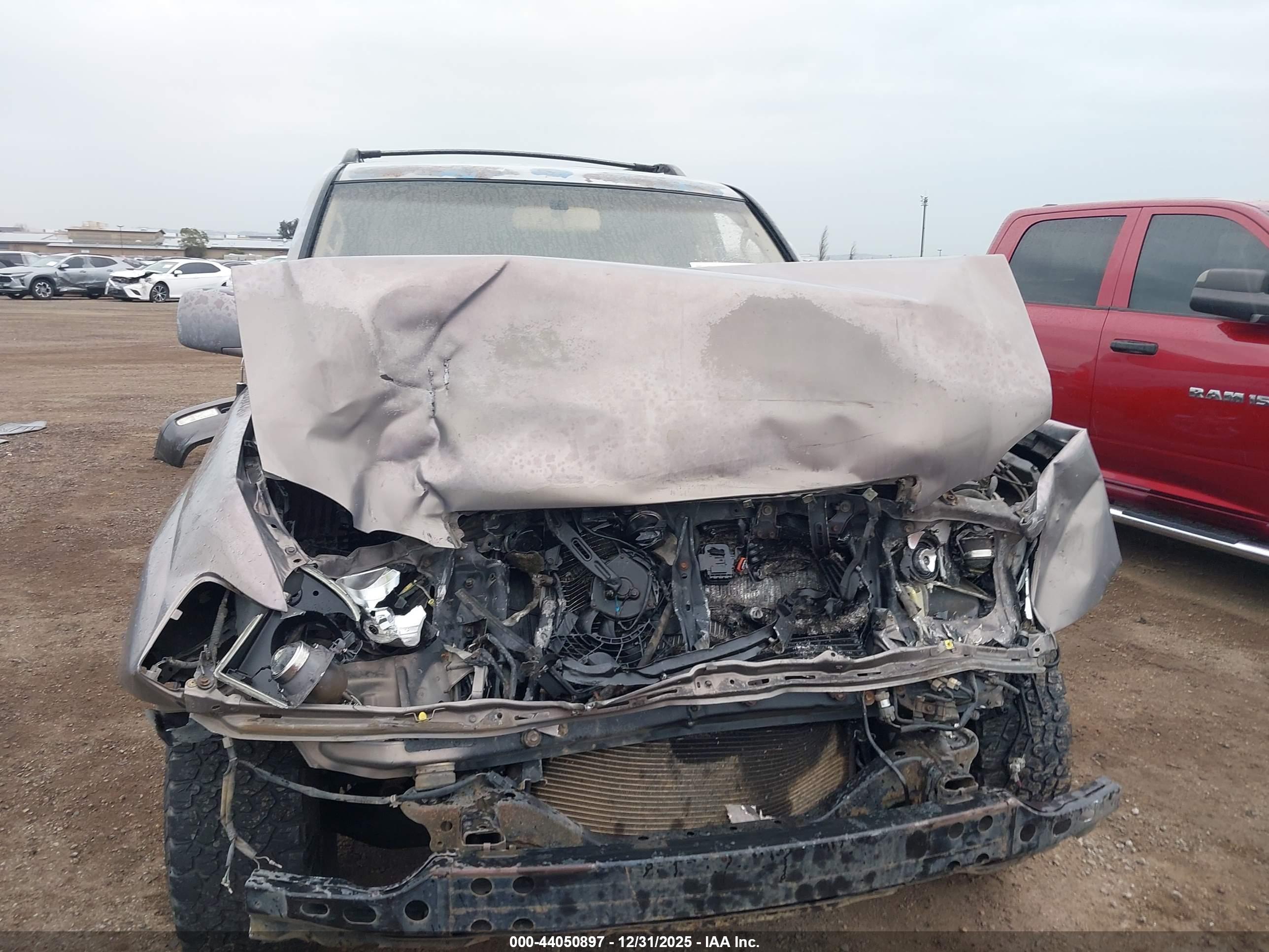 LEXUS LX image 6