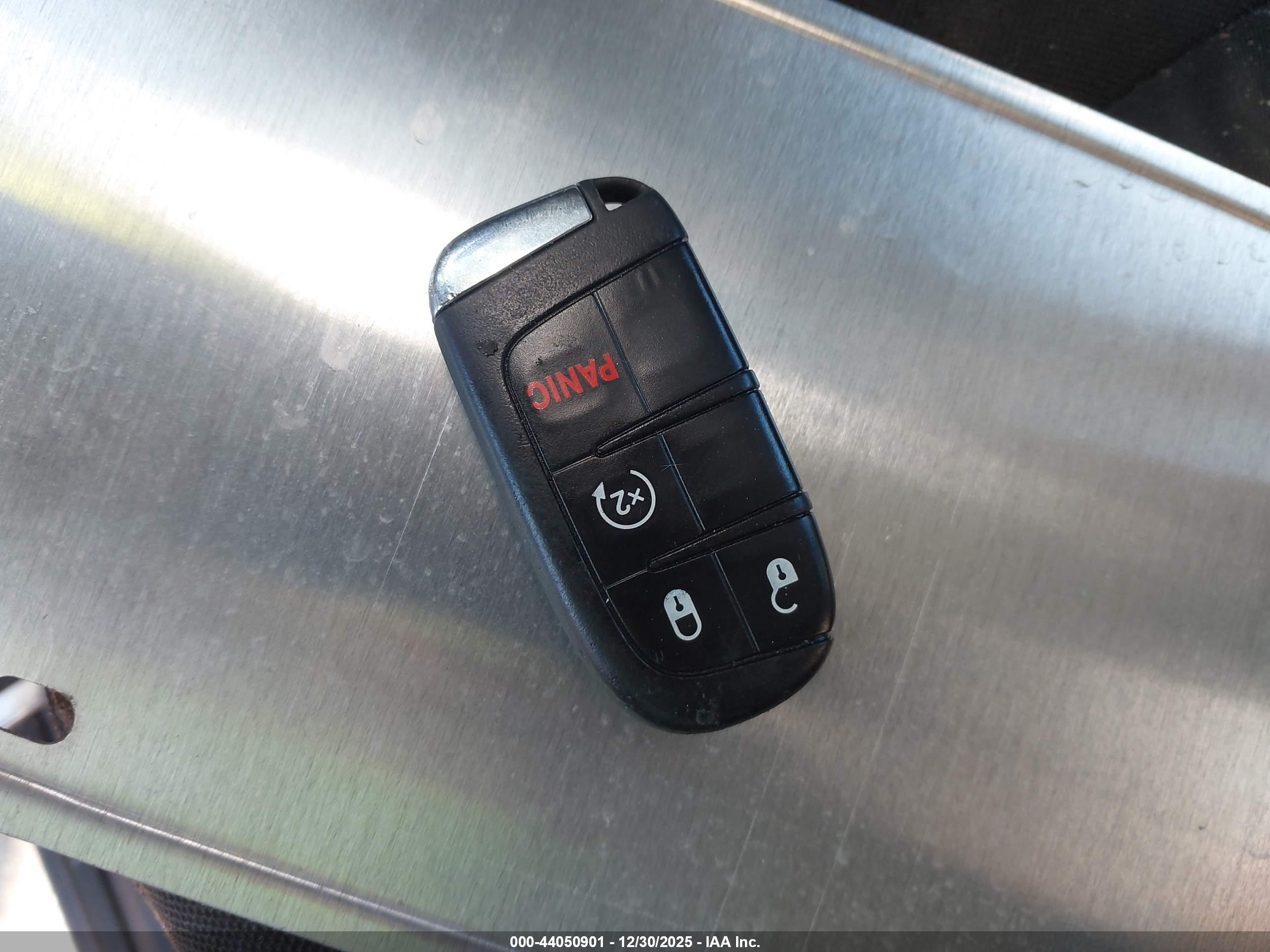 JEEP RENEGADE image 11