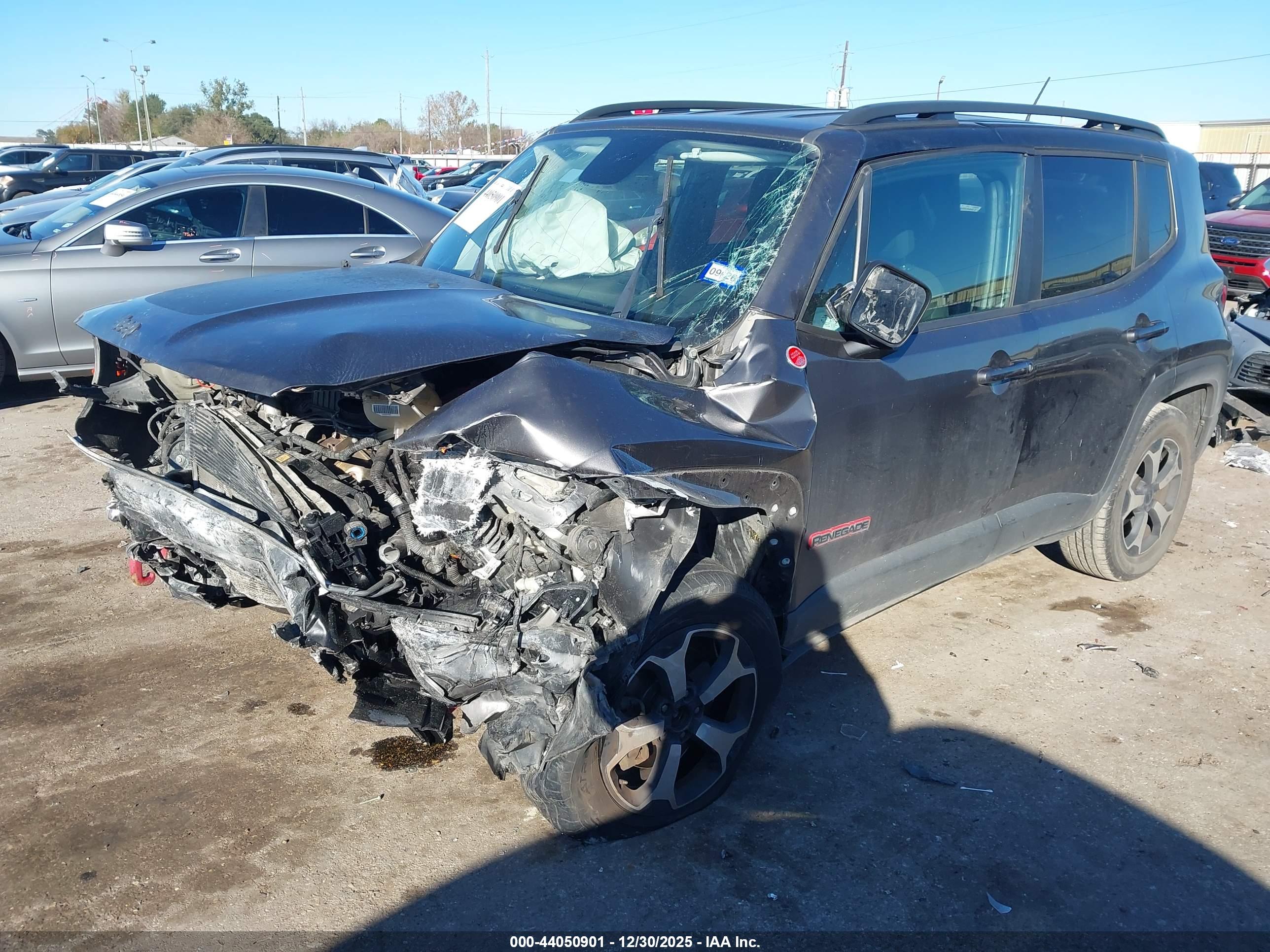 JEEP RENEGADE image 2