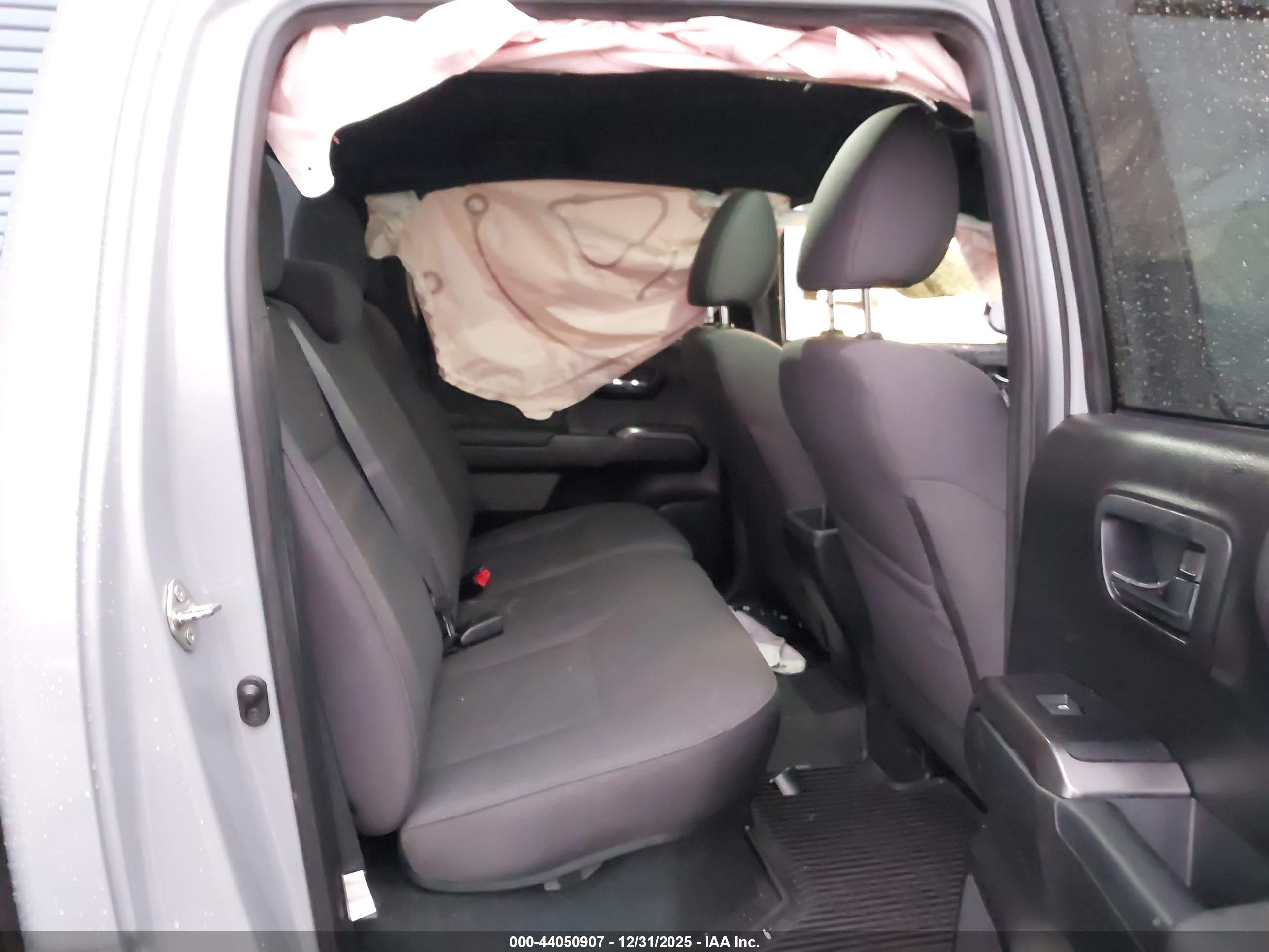TOYOTA TACOMA image 8
