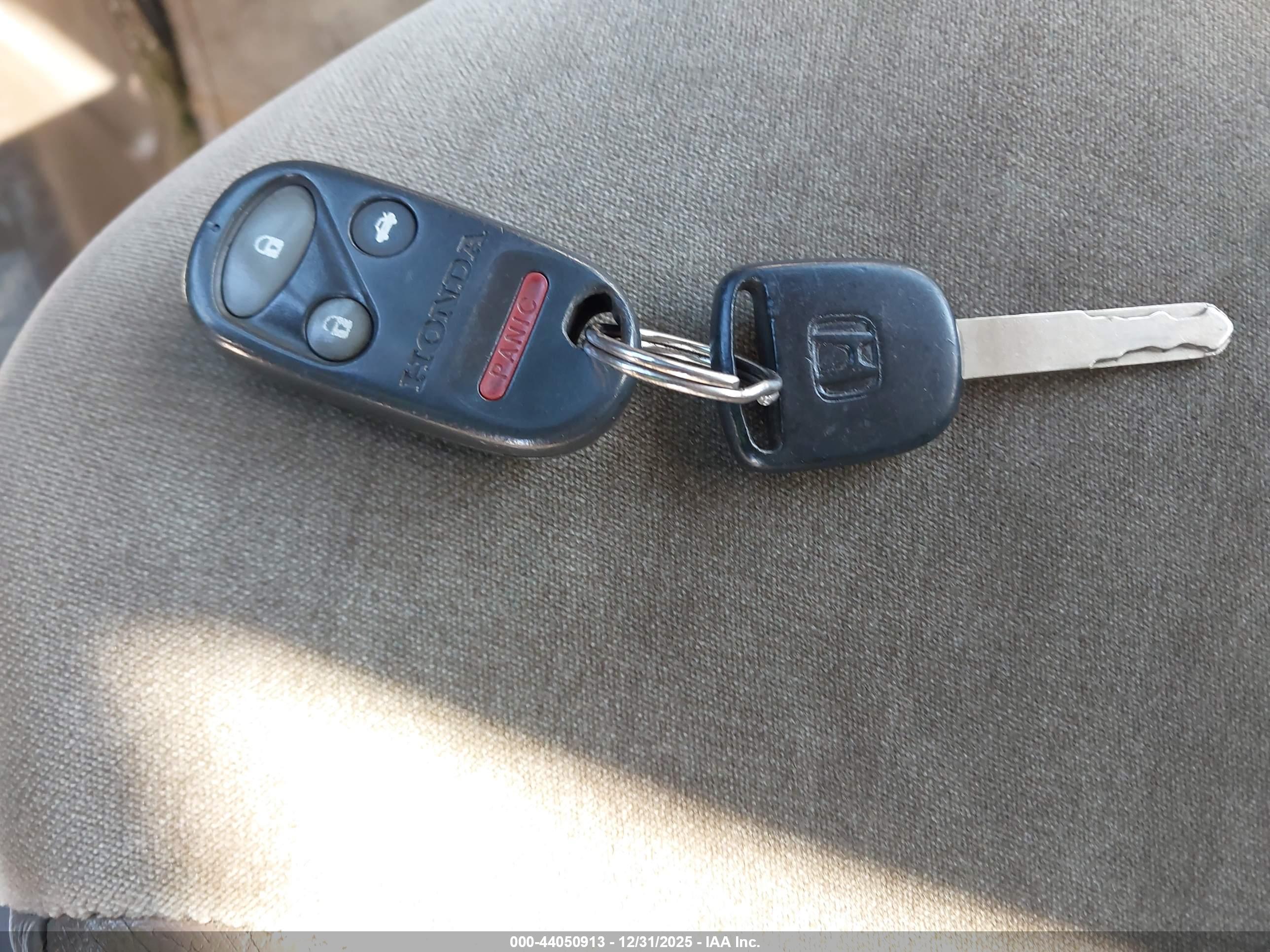 HONDA CR-V image 11