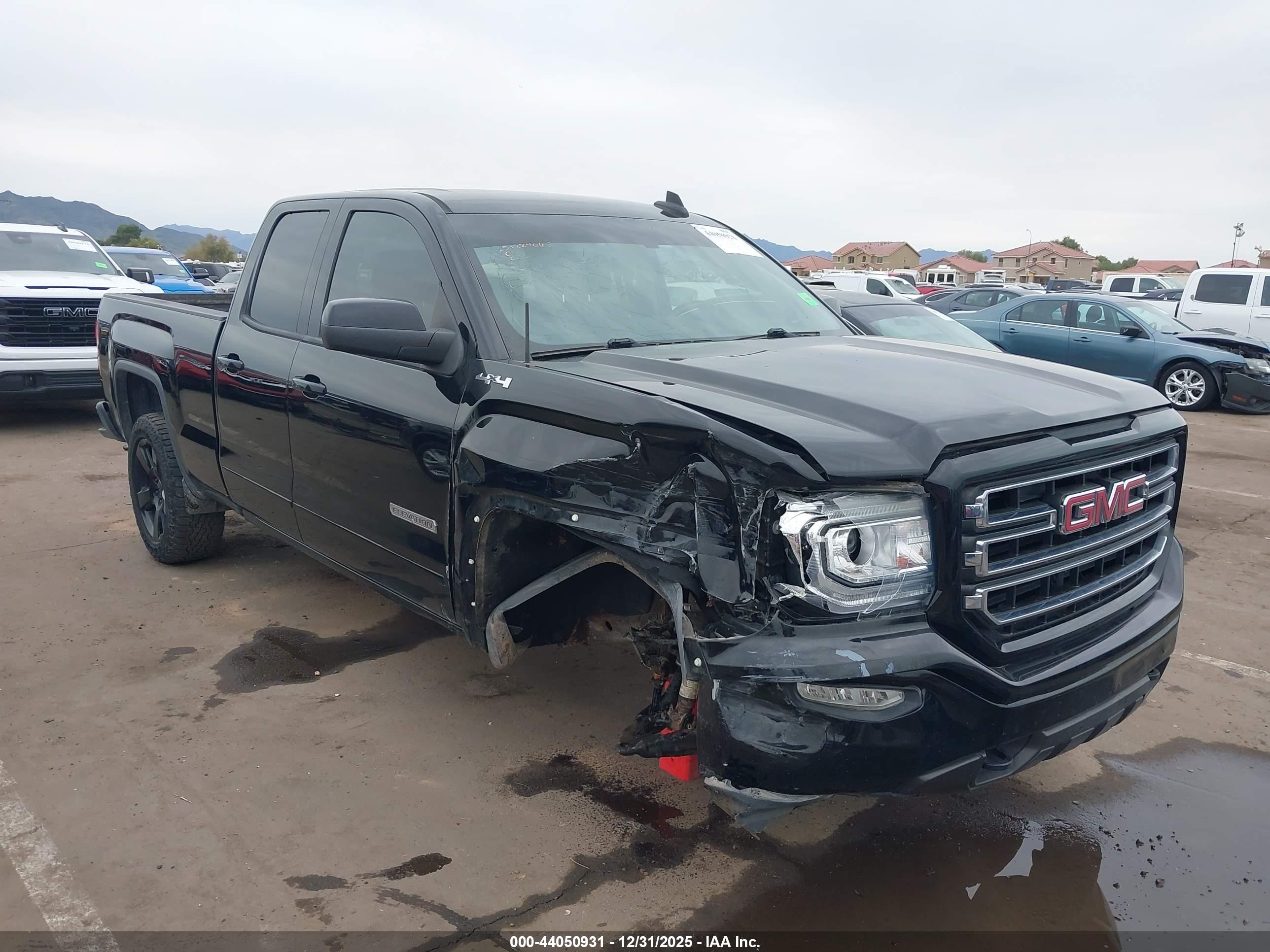 GMC SIERRA image 6