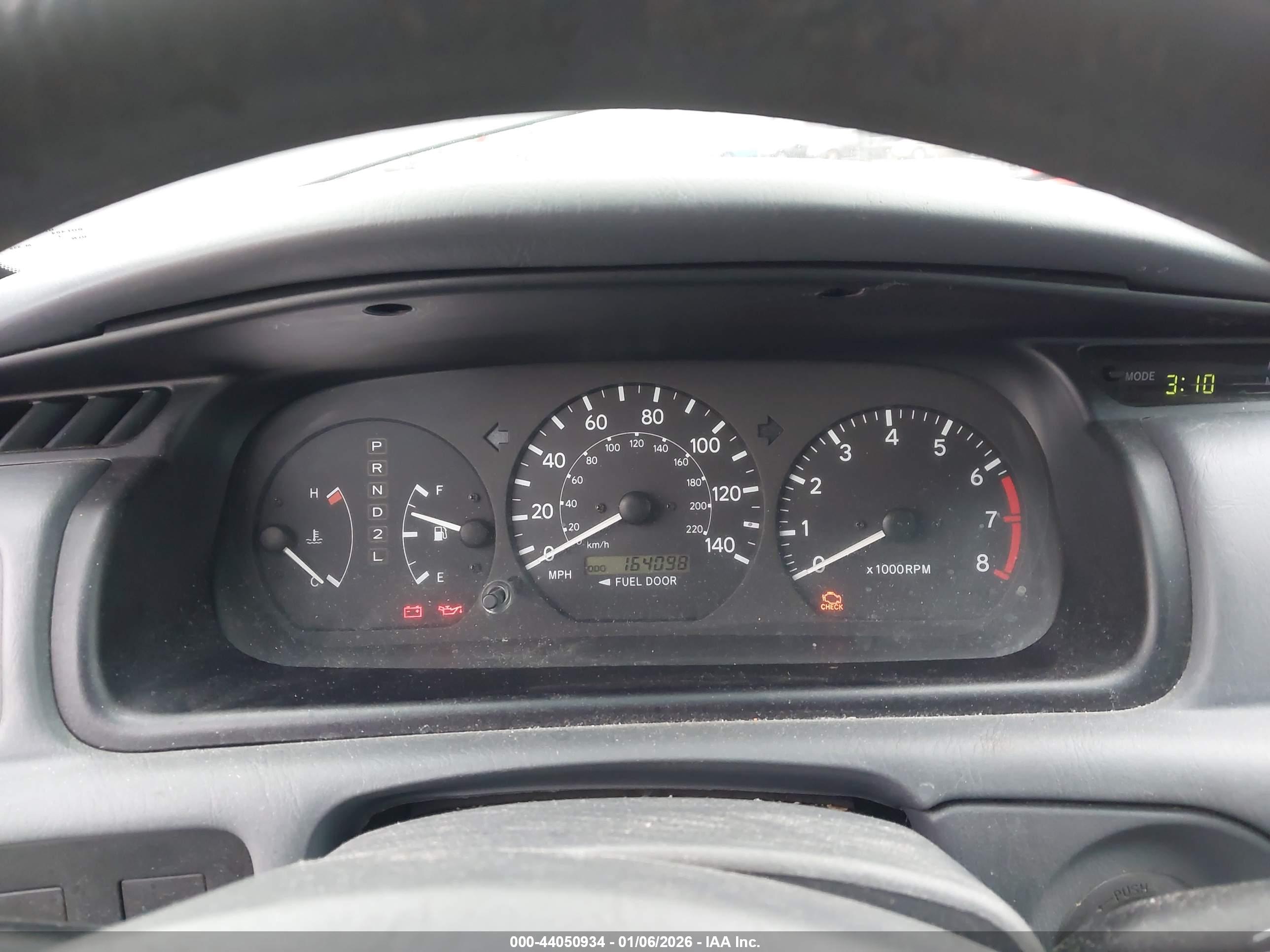 TOYOTA CAMRY image 7