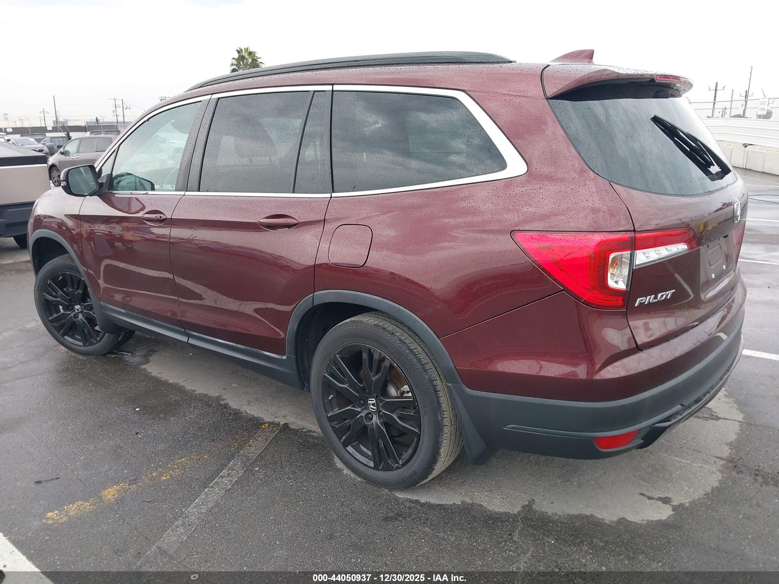 HONDA PILOT image 3
