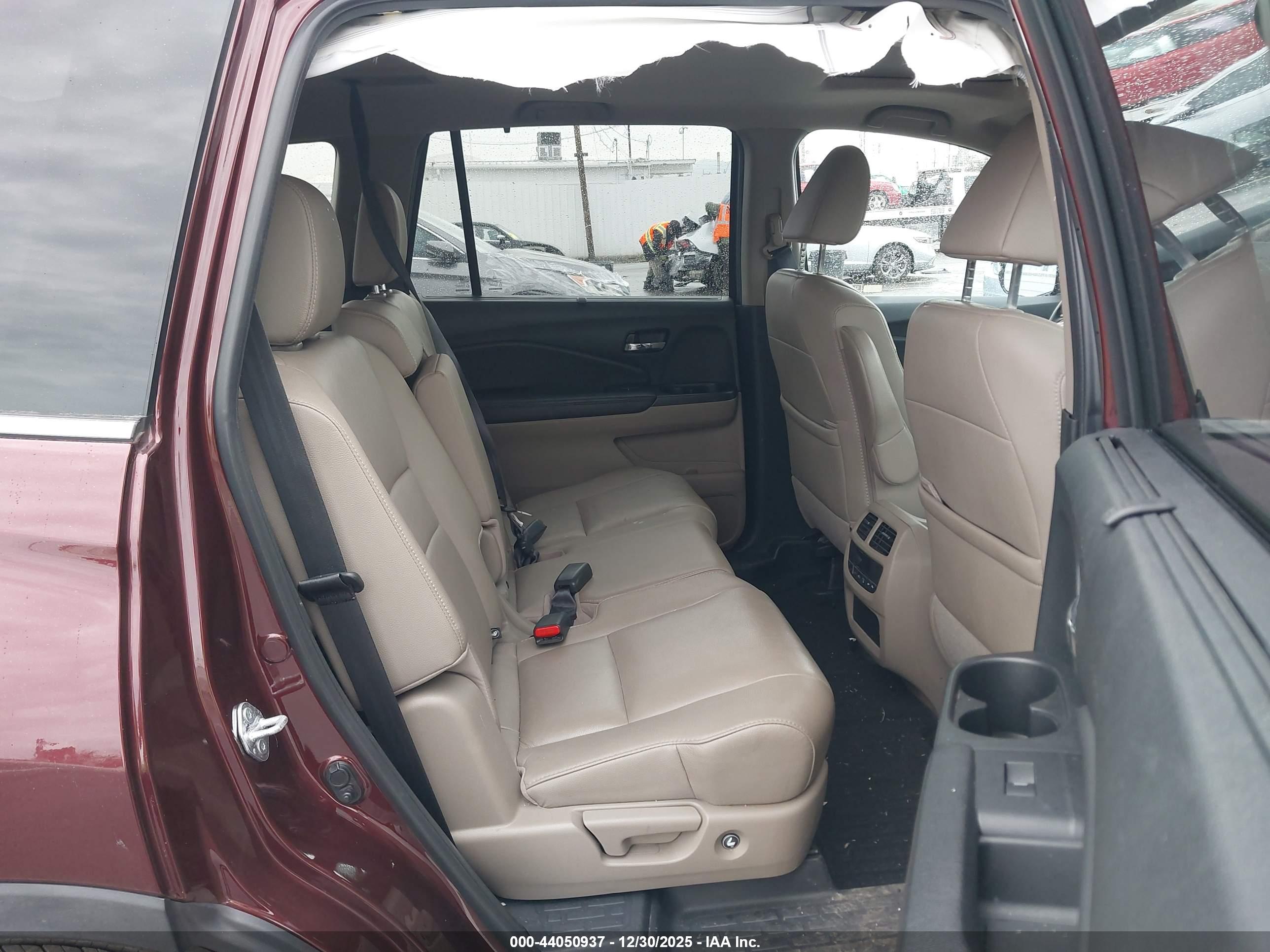 HONDA PILOT image 8