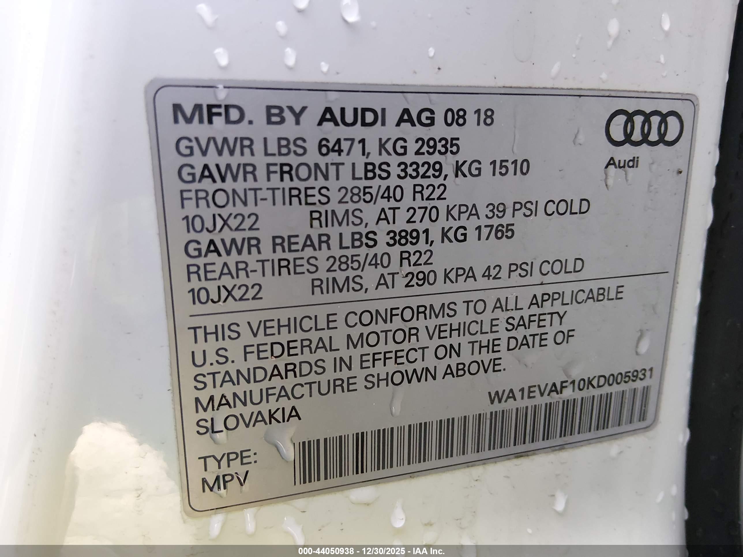 AUDI Q8 image 9