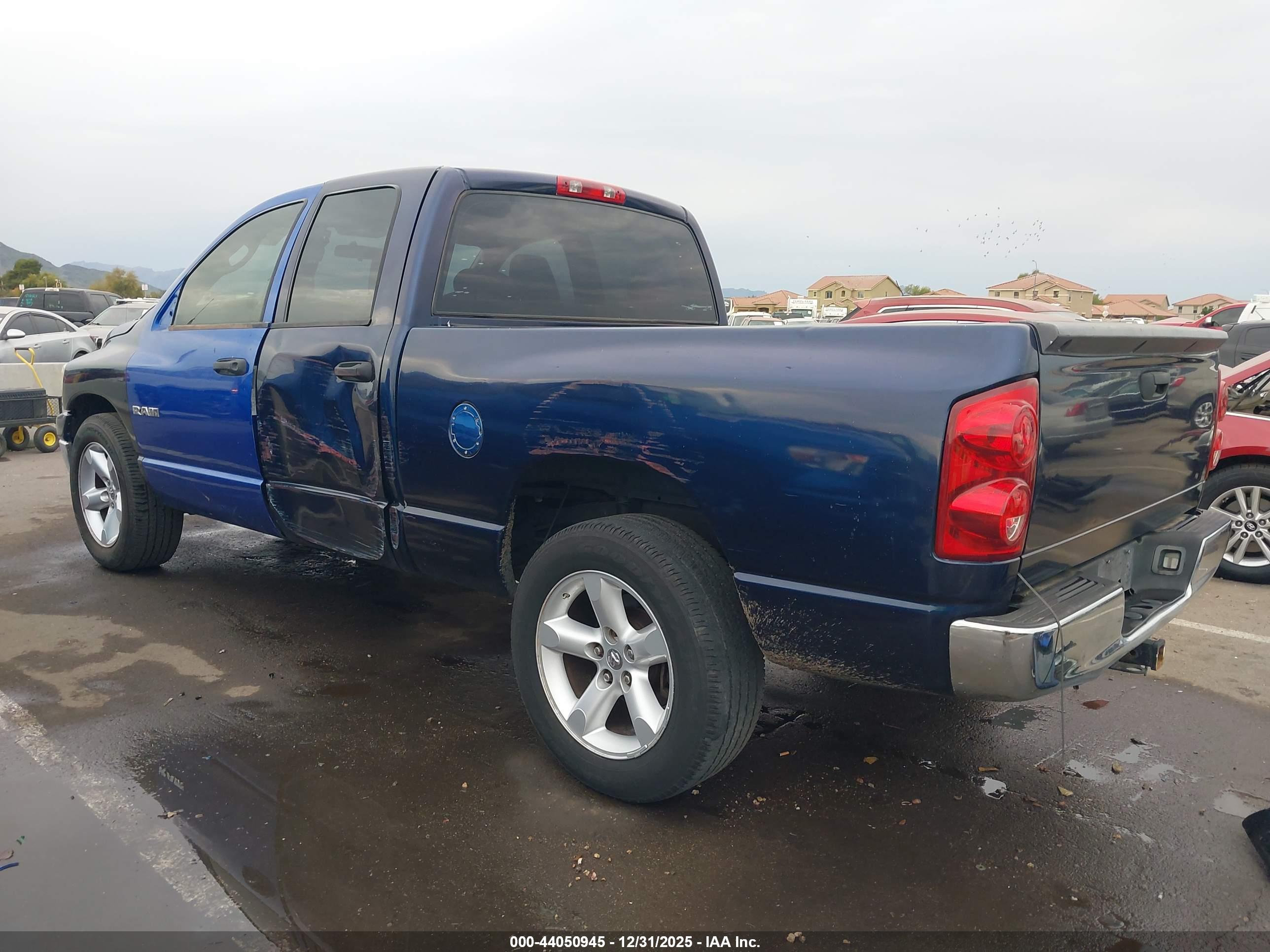 DODGE RAM image 6