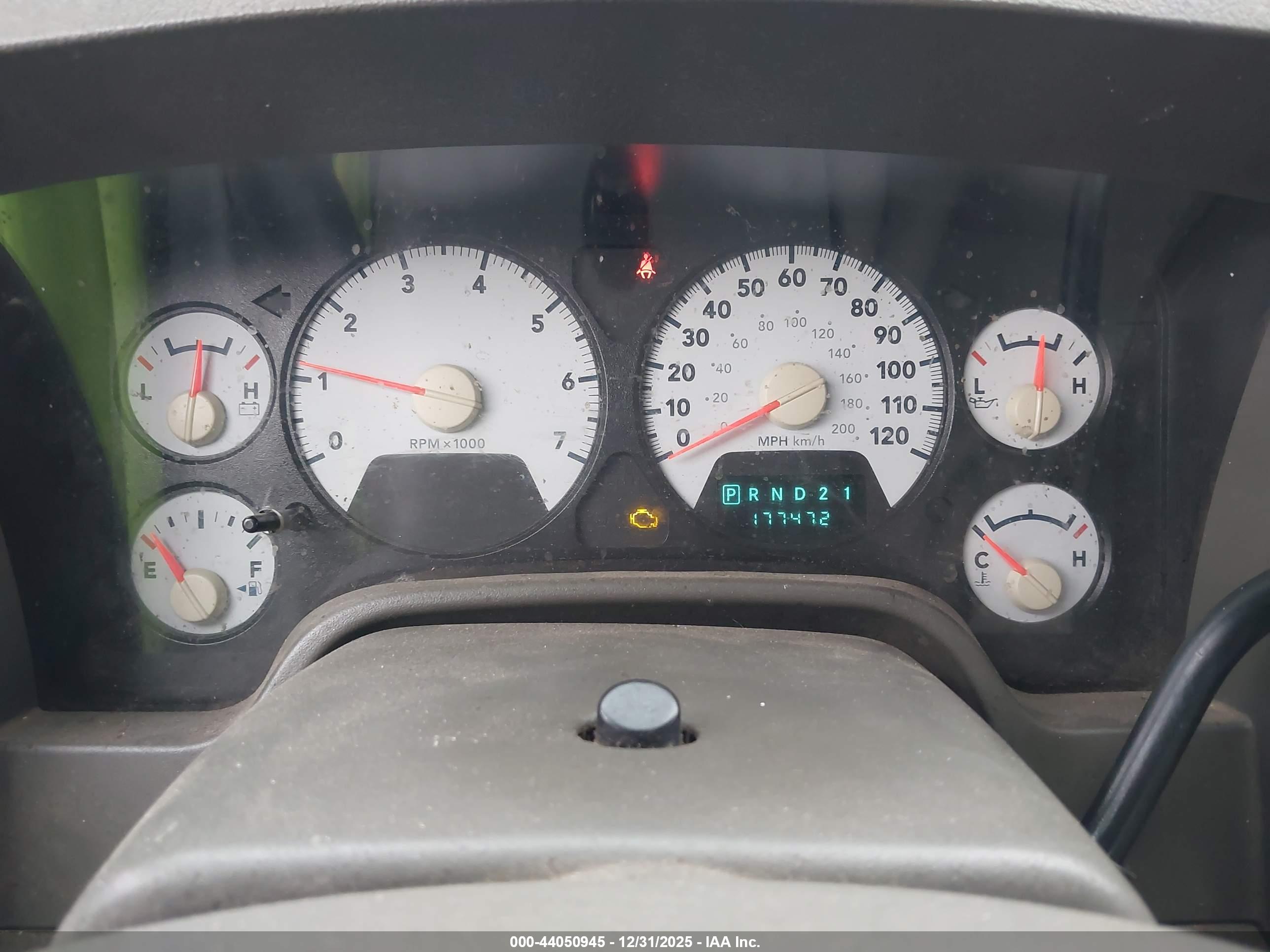 DODGE RAM image 7