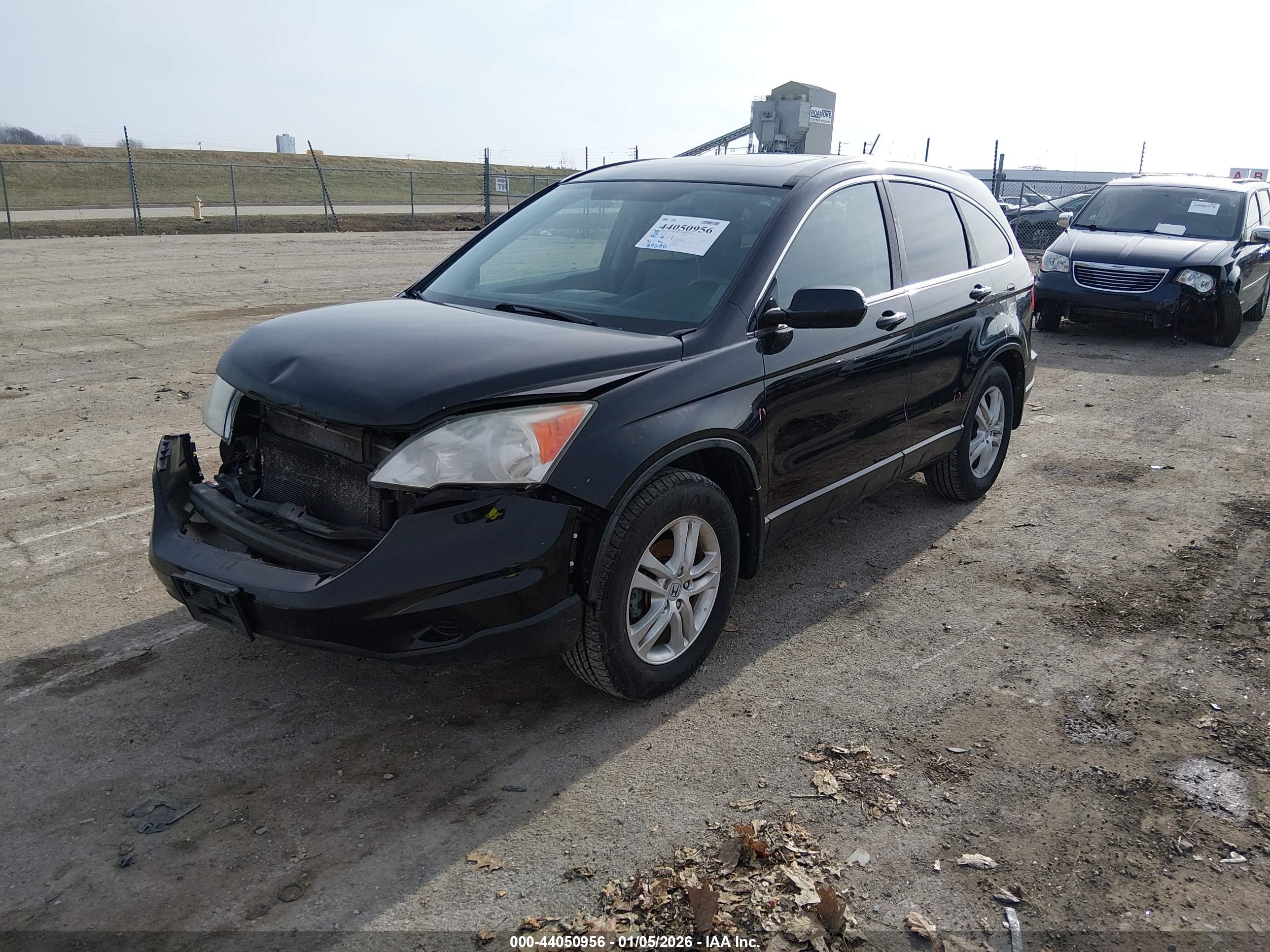 HONDA CR-V image 2