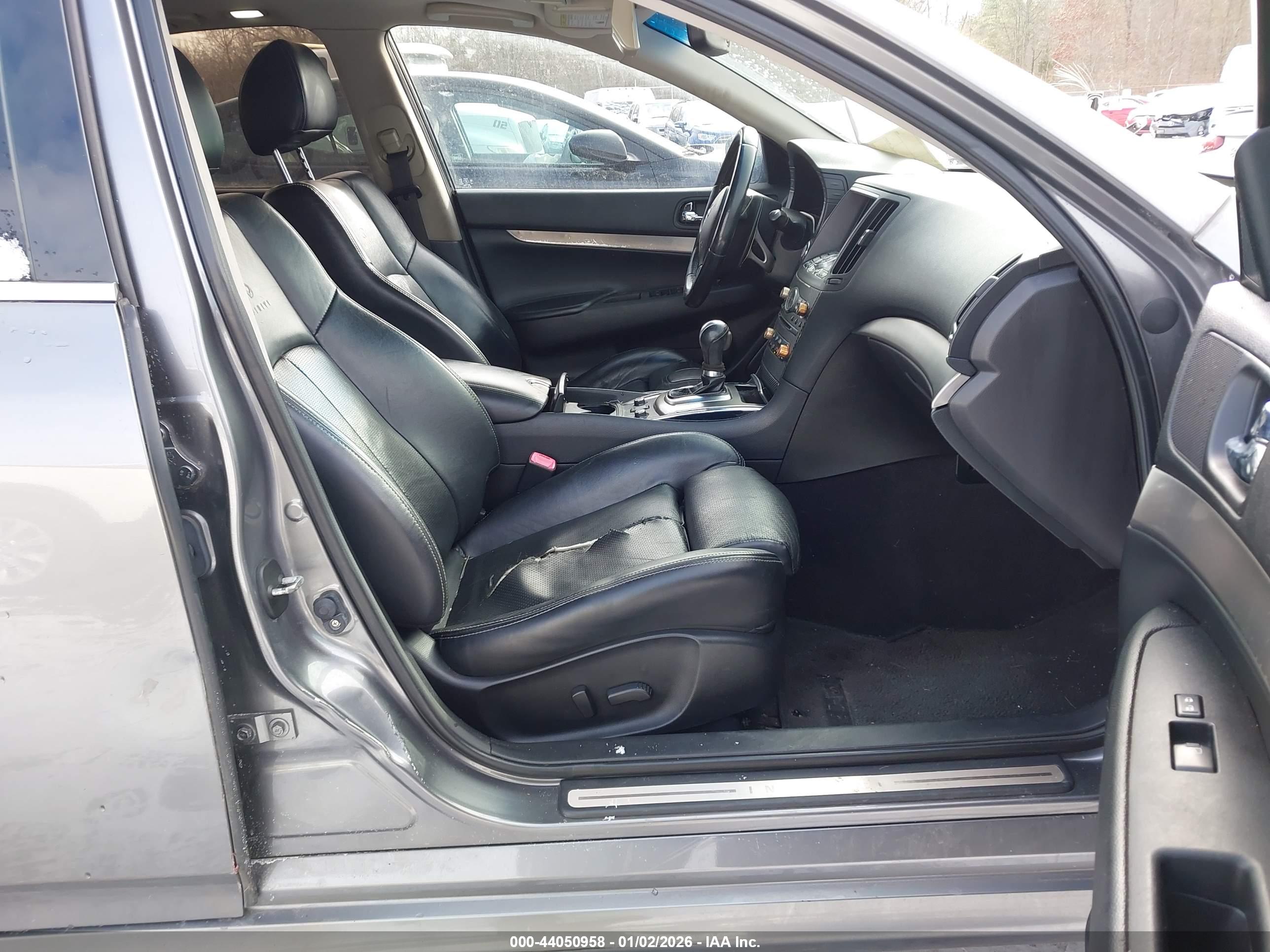INFINITI G37X image 5