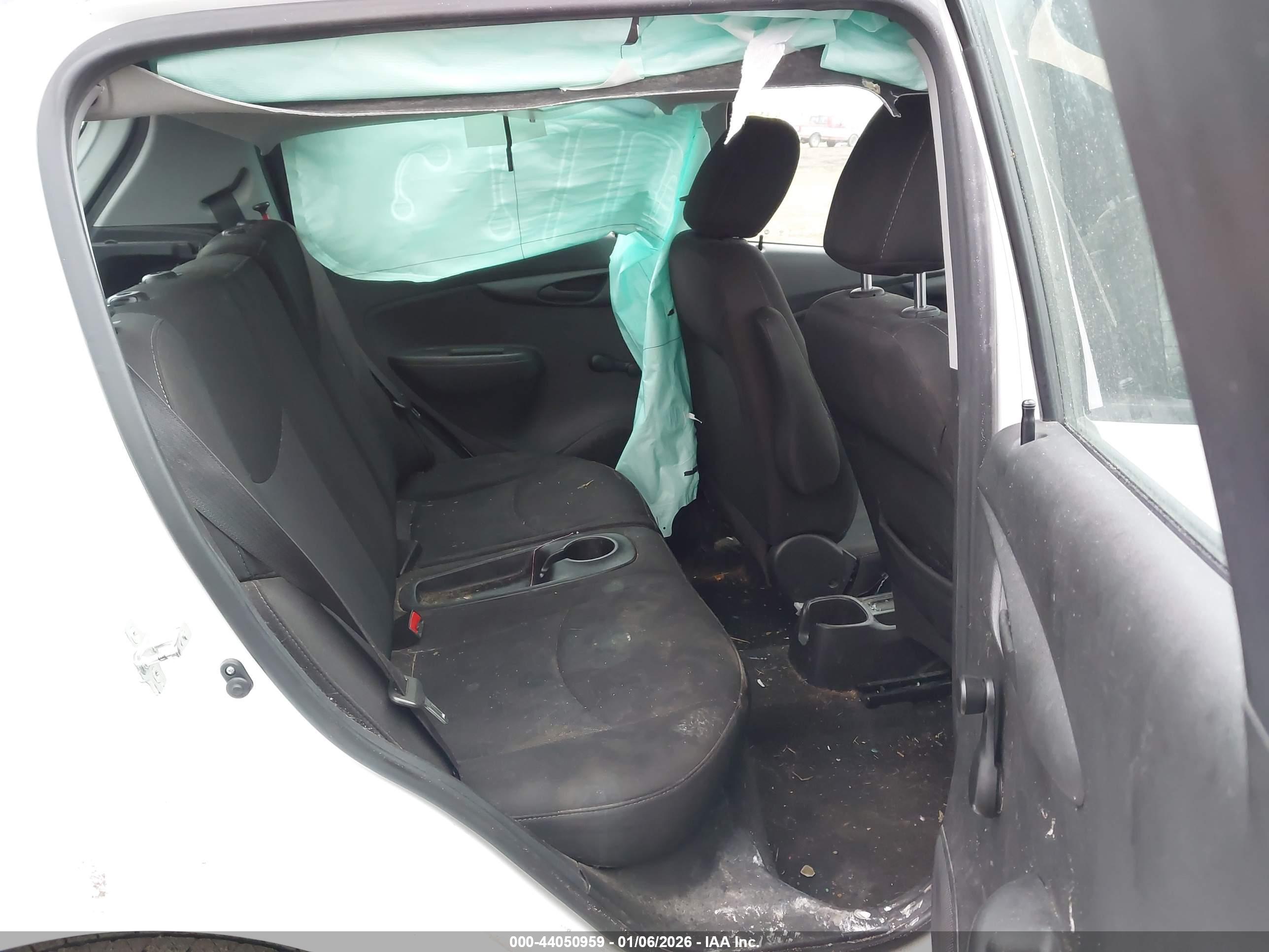 CHEVROLET SPARK image 8