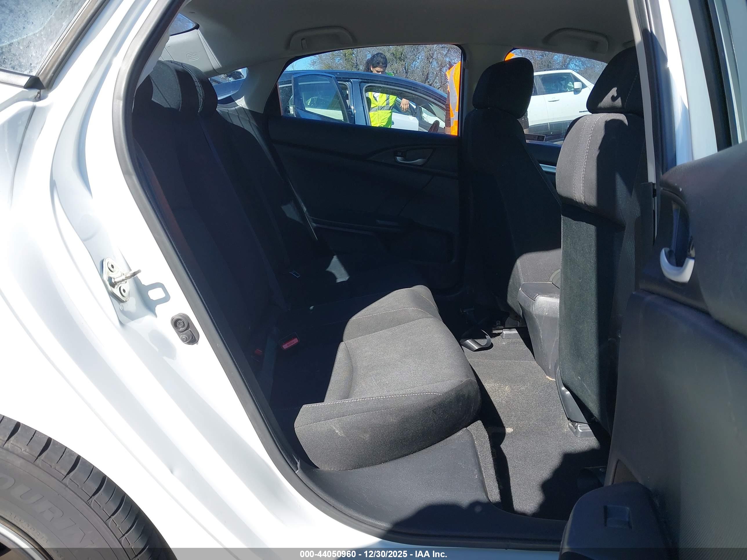 HONDA CIVIC image 8