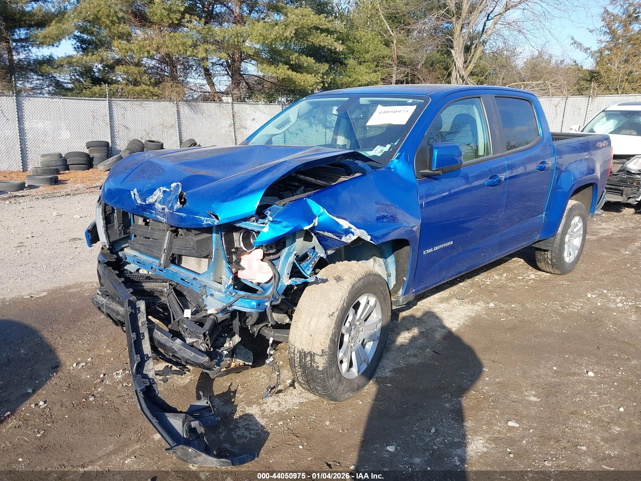 CHEVROLET COLORADO image 6