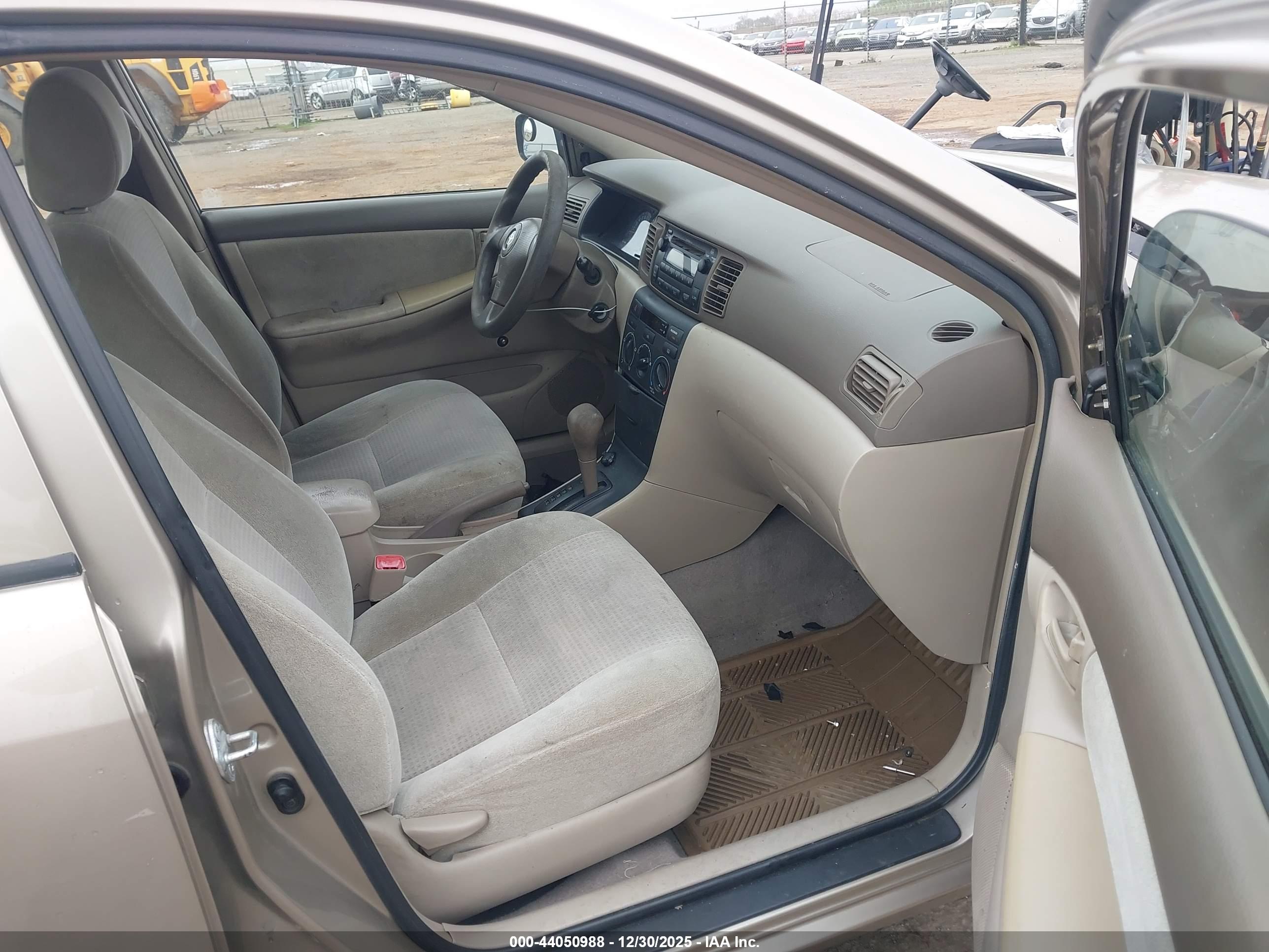 TOYOTA COROLLA image 5