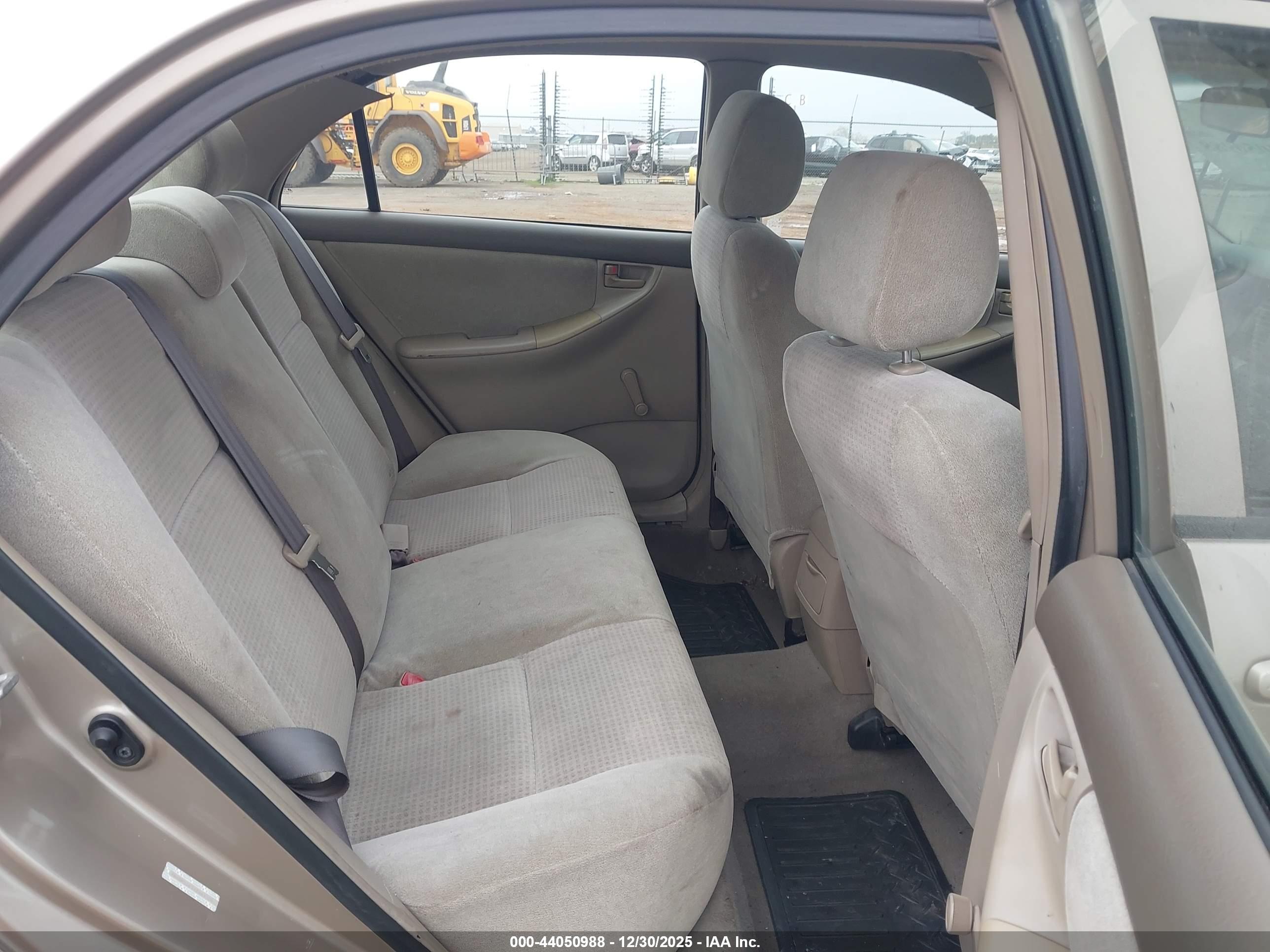 TOYOTA COROLLA image 8