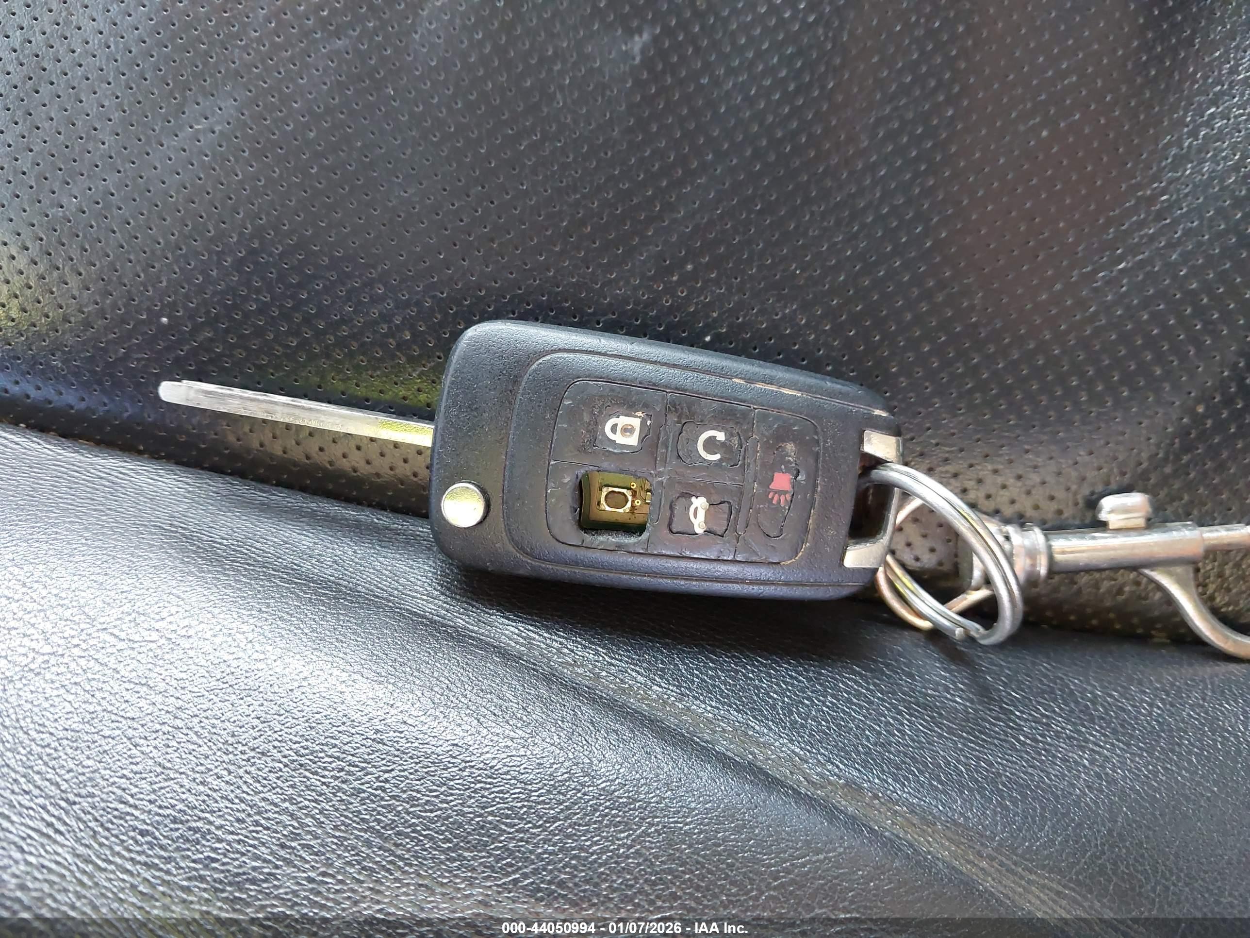 CHEVROLET EQUINOX image 11