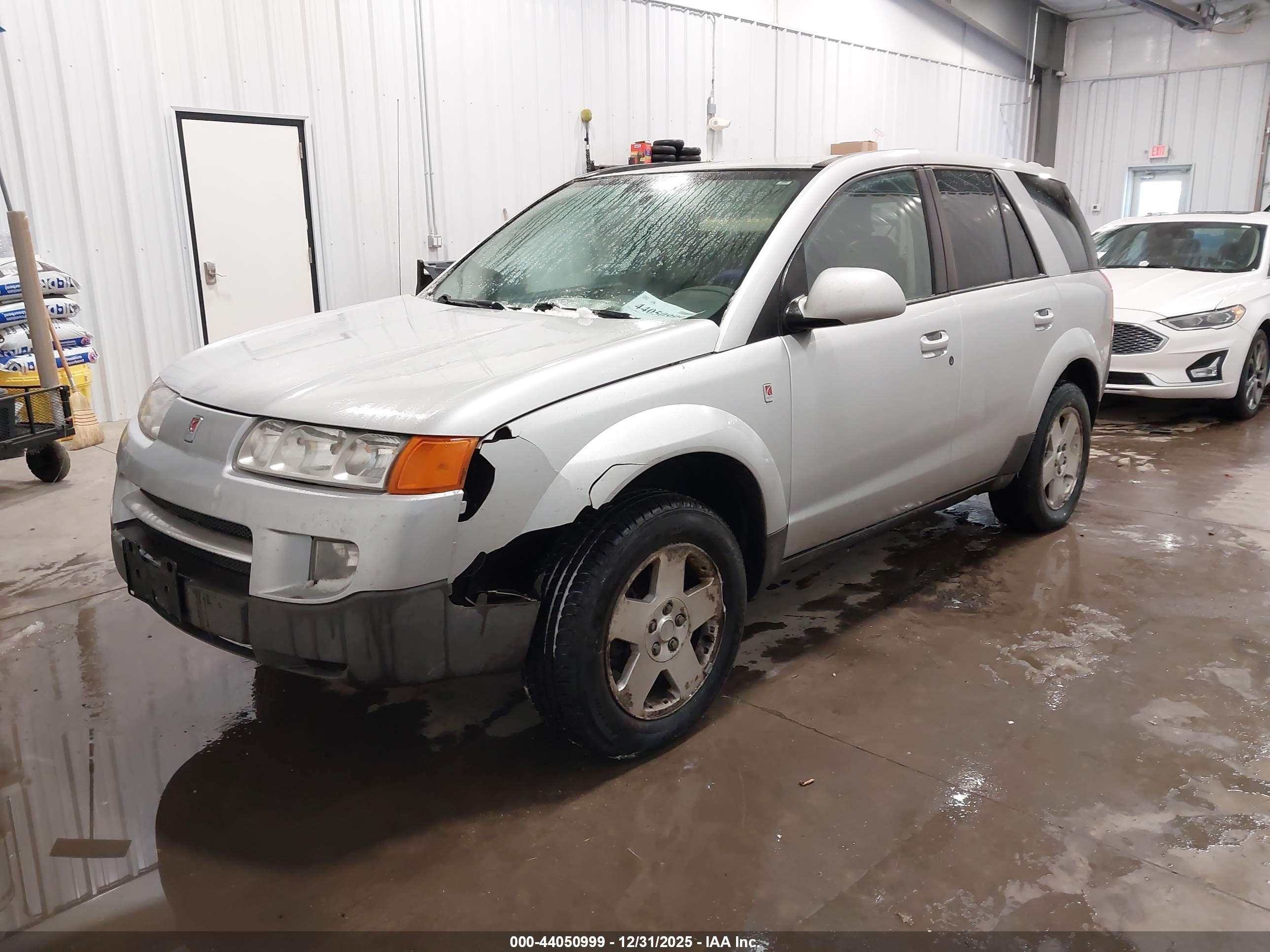 SATURN VUE image 2