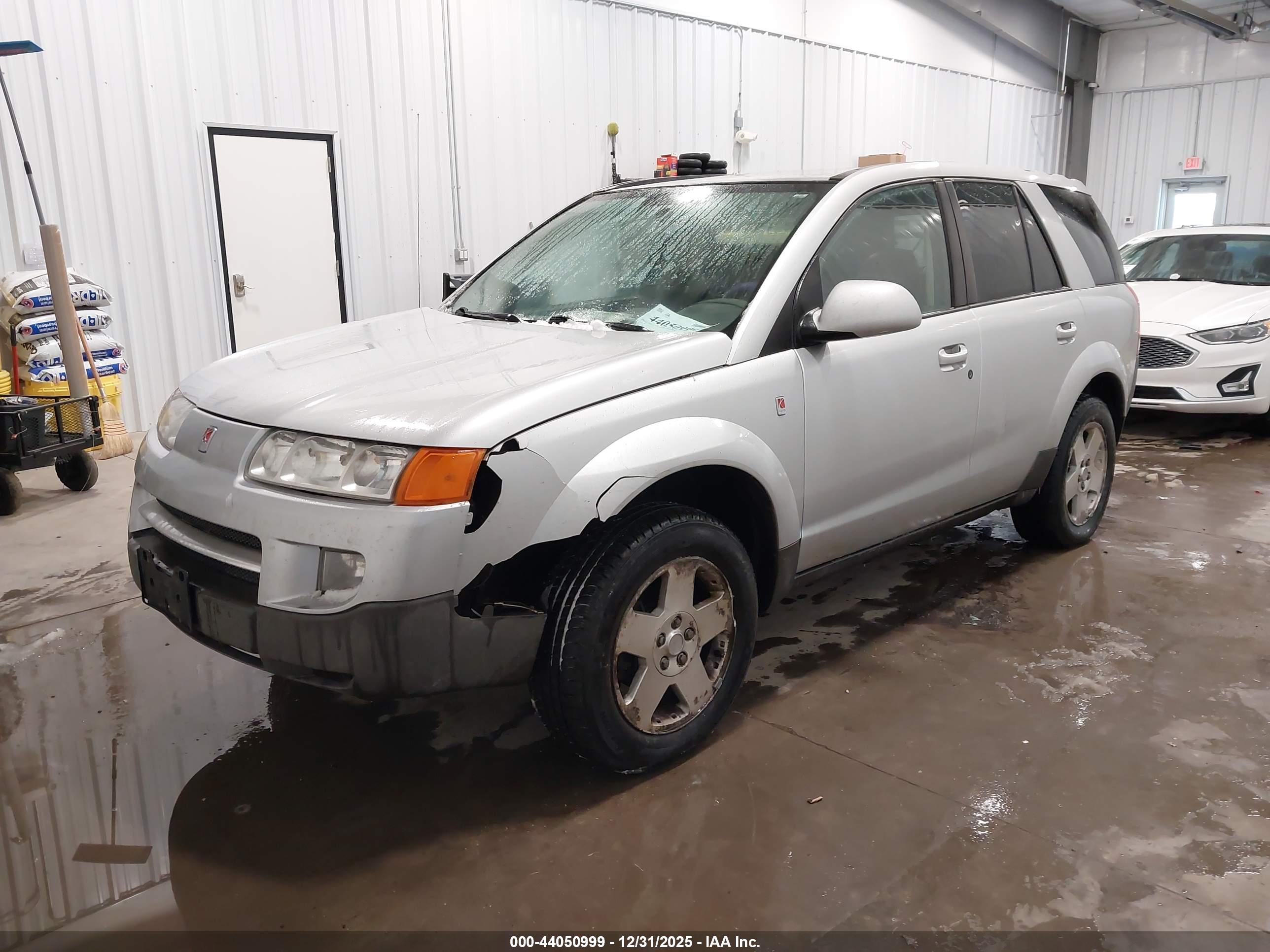SATURN VUE image 6