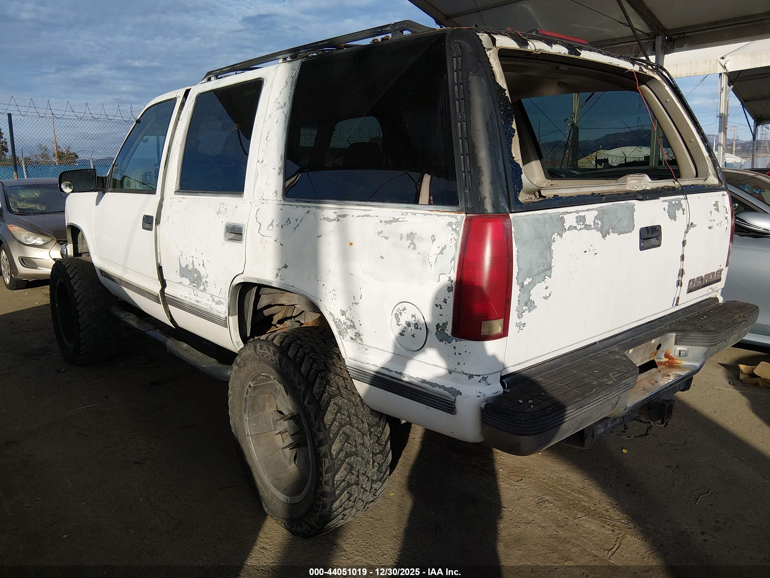 CHEVROLET TAHOE image 3