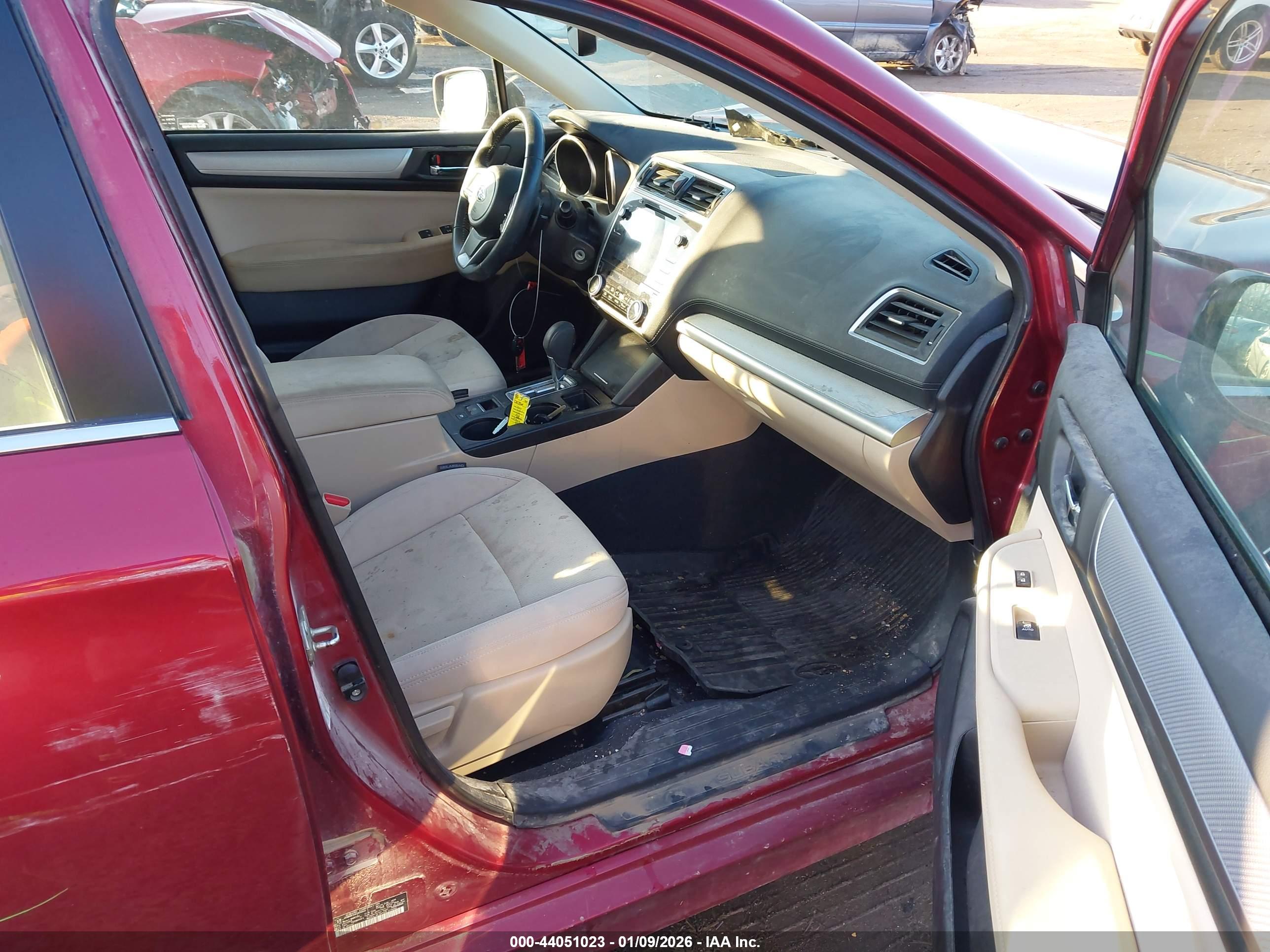 SUBARU LEGACY image 5